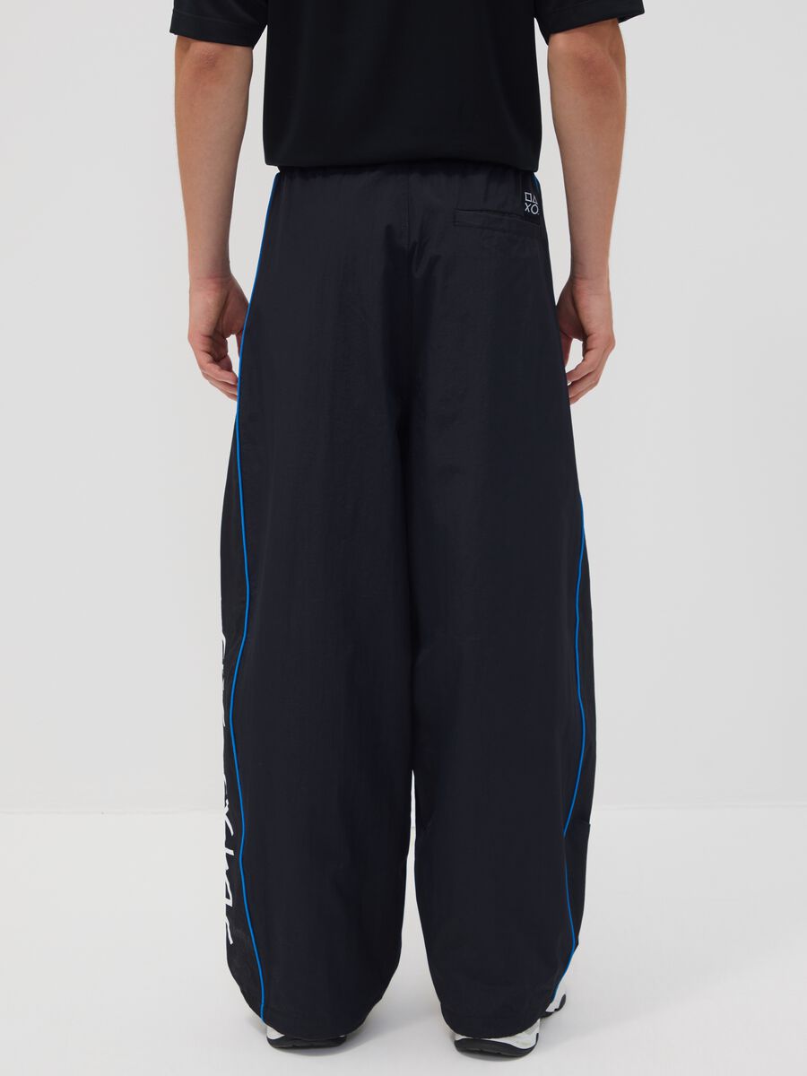 Black PlayStation fitness trousers with contrast piping_2