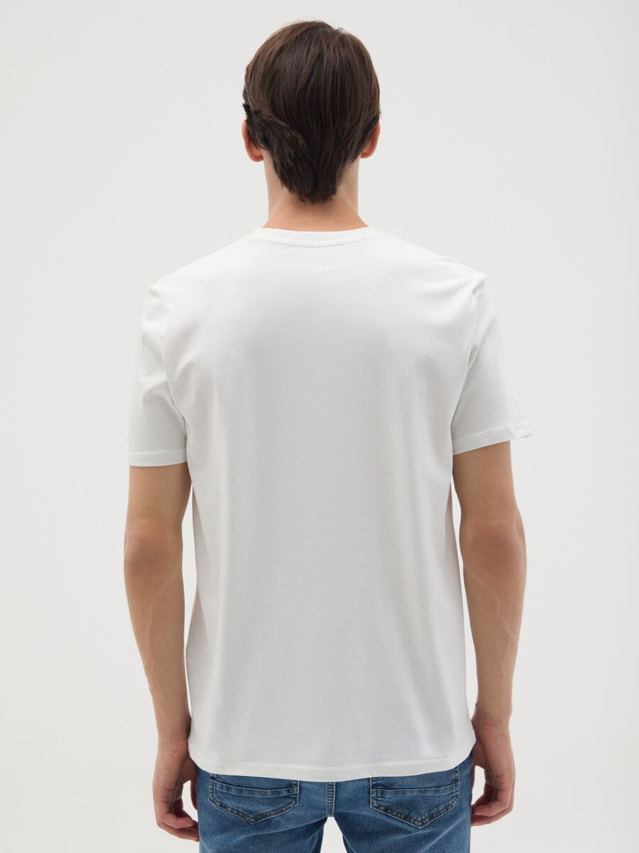 White Pure Cotton Regular Fit T-shirt_3