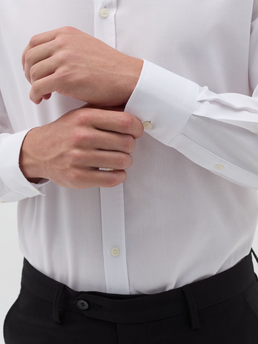 Regular-fit easy-iron shirt_3