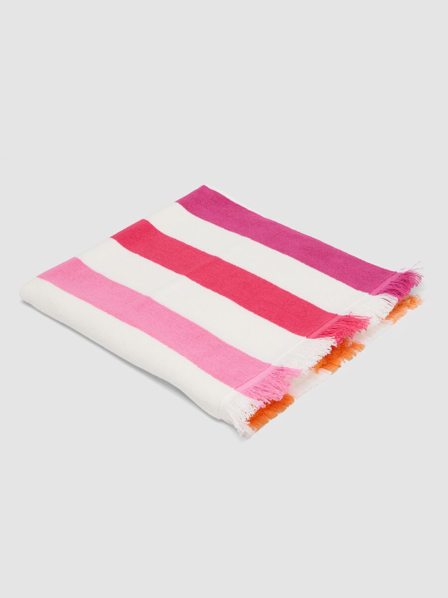 Telo mare multicolor in puro cotone a righe e con frange_0