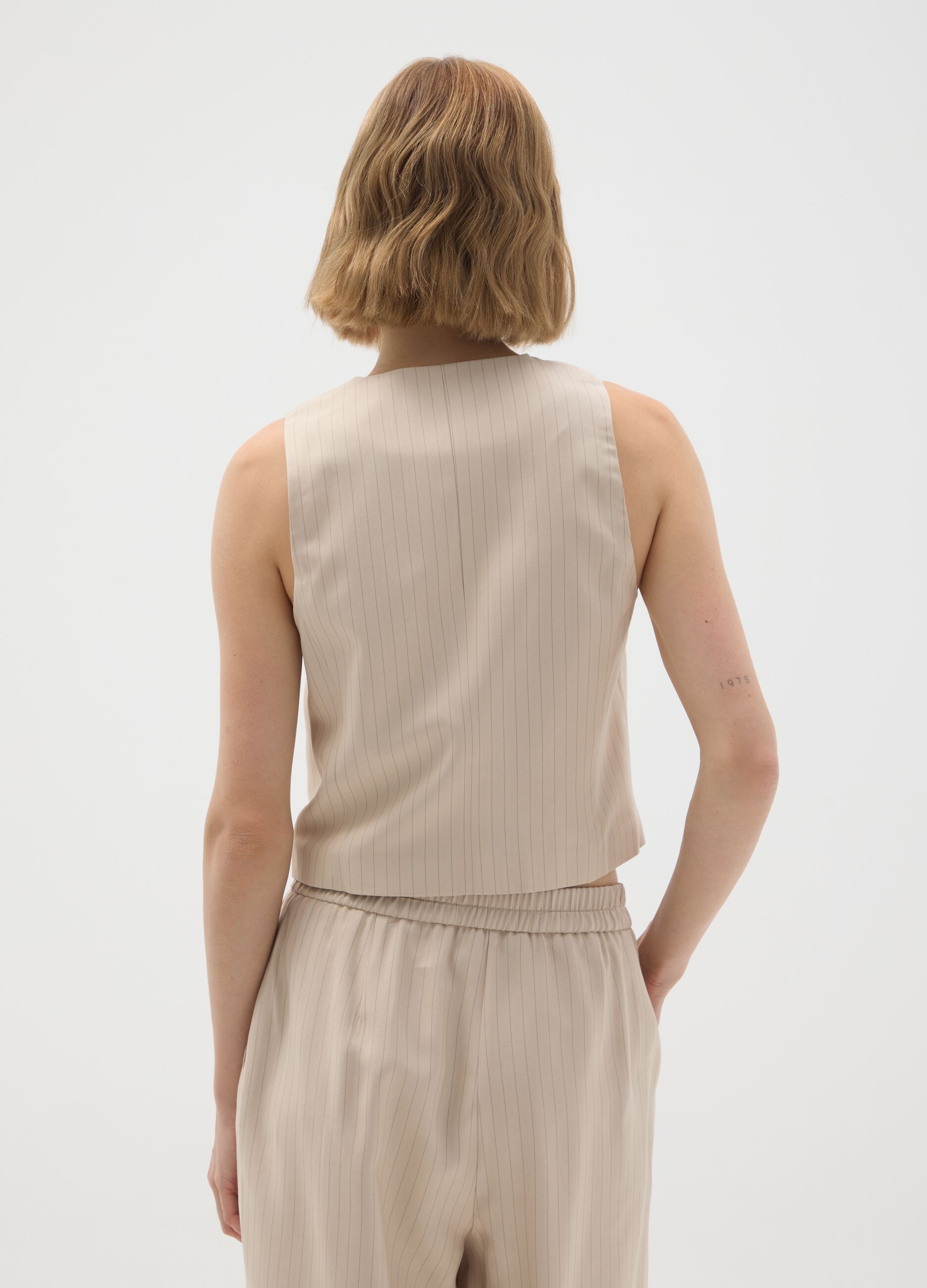 Slim fit beige waistcoat