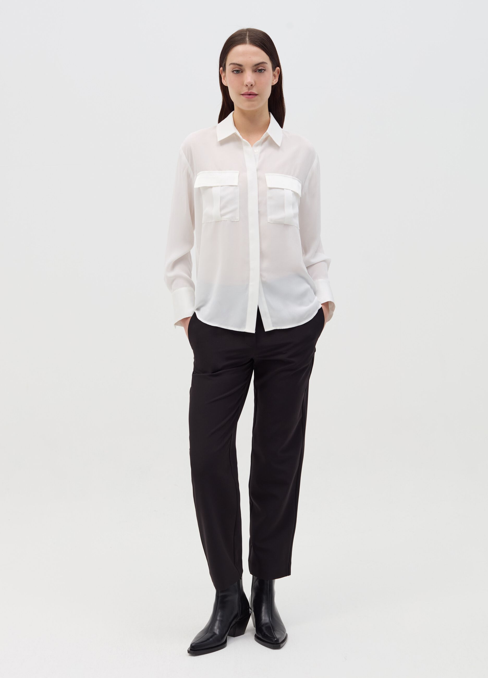 Slim-fit ankle-length trousers