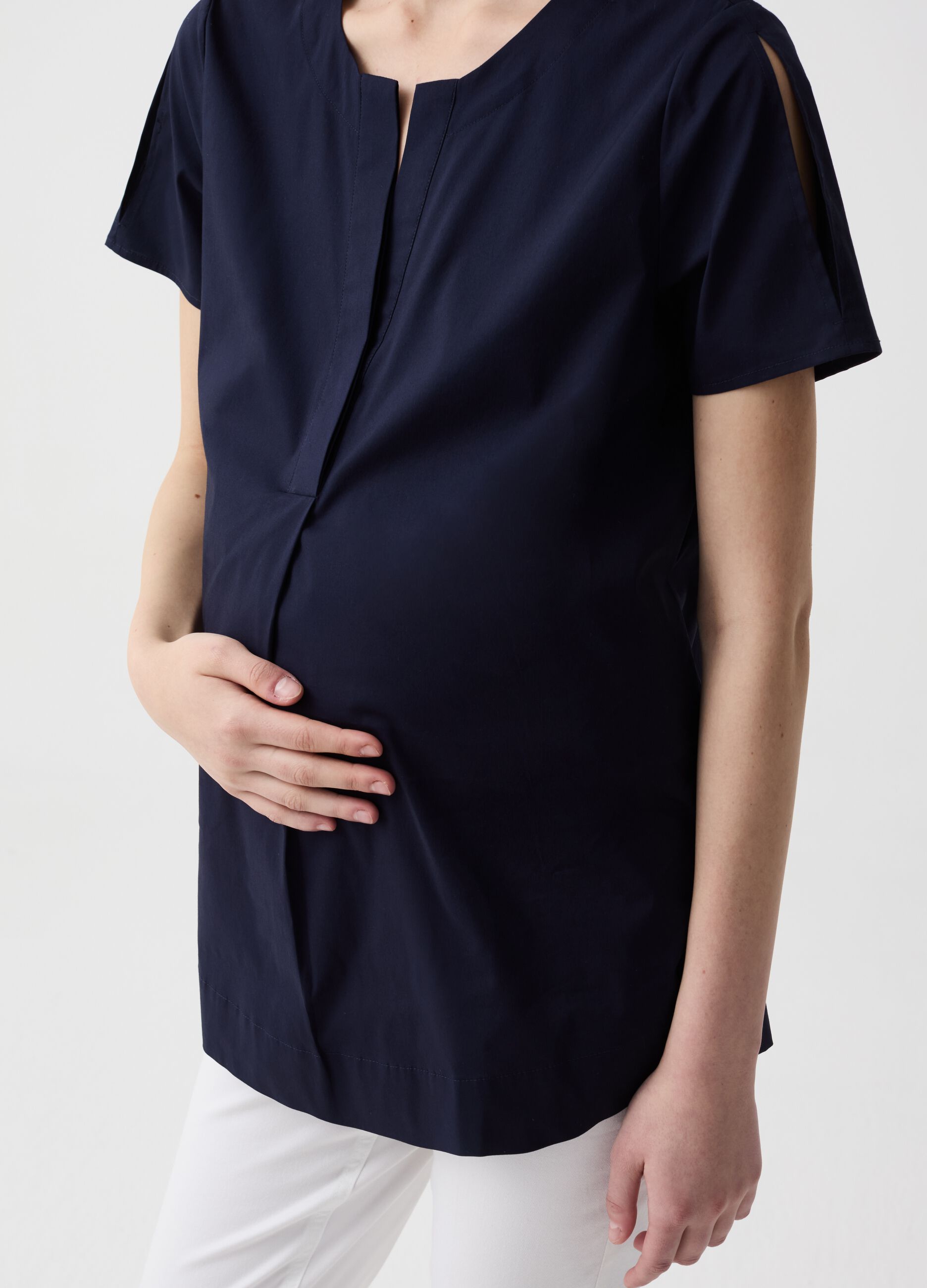 Maternity blouse in stretch poplin