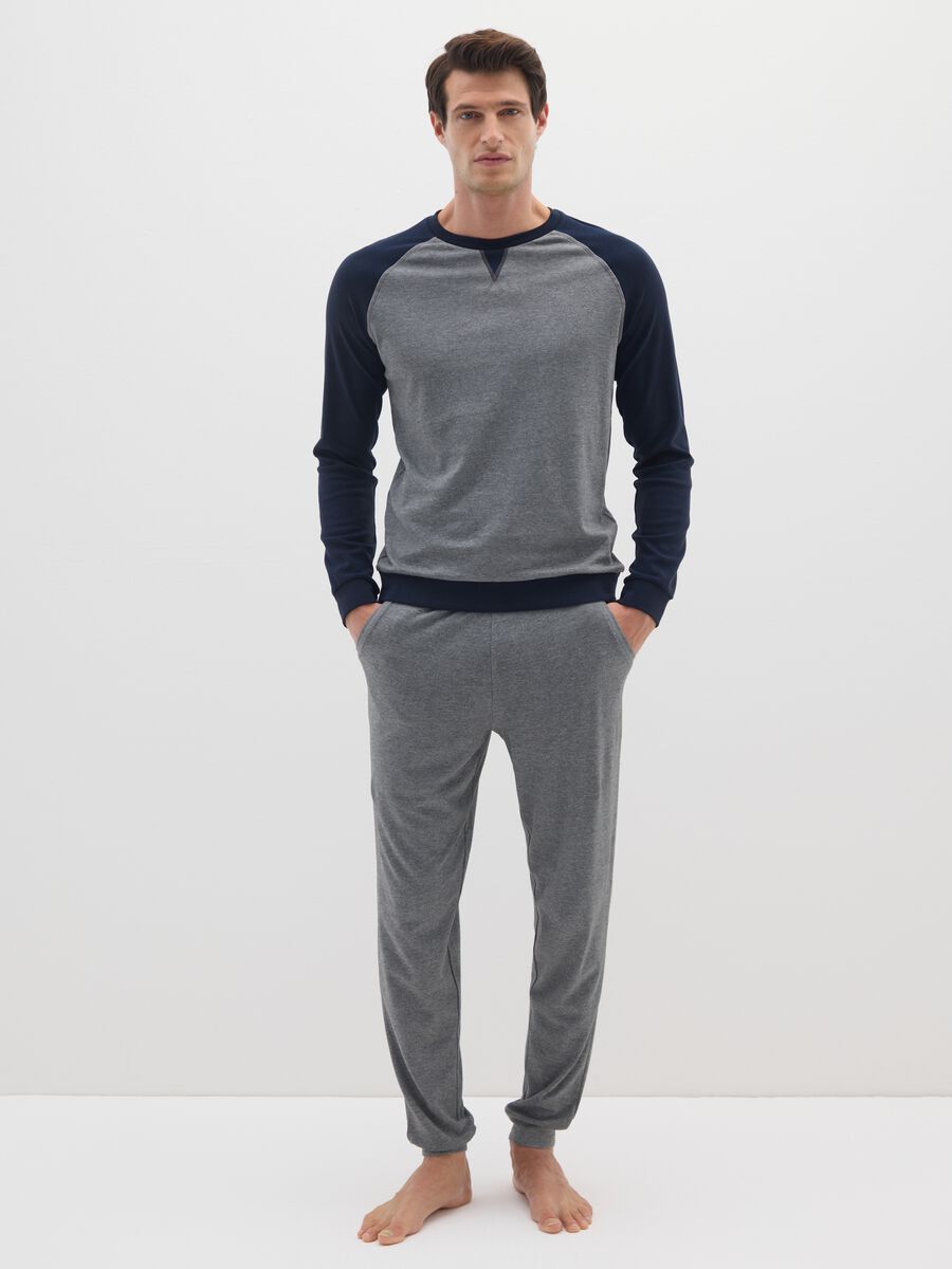 Grey cotton pyjamas with long sleeves_0