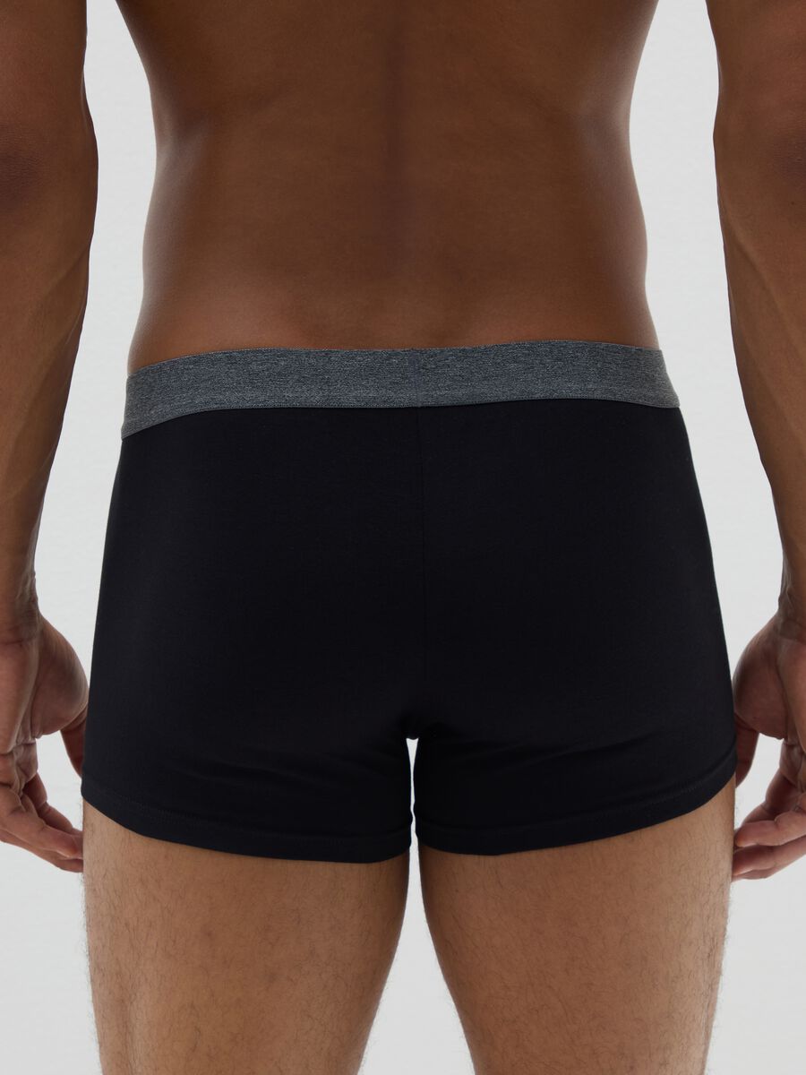 Multipack of regular fit stretch cotton multicolour boxers_2