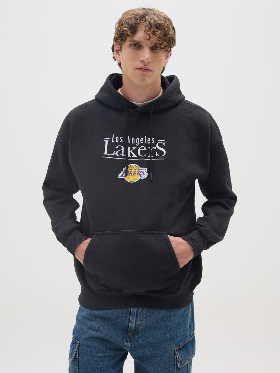 Black cotton blend sweatshirt with Los Angeles Lakers print_0