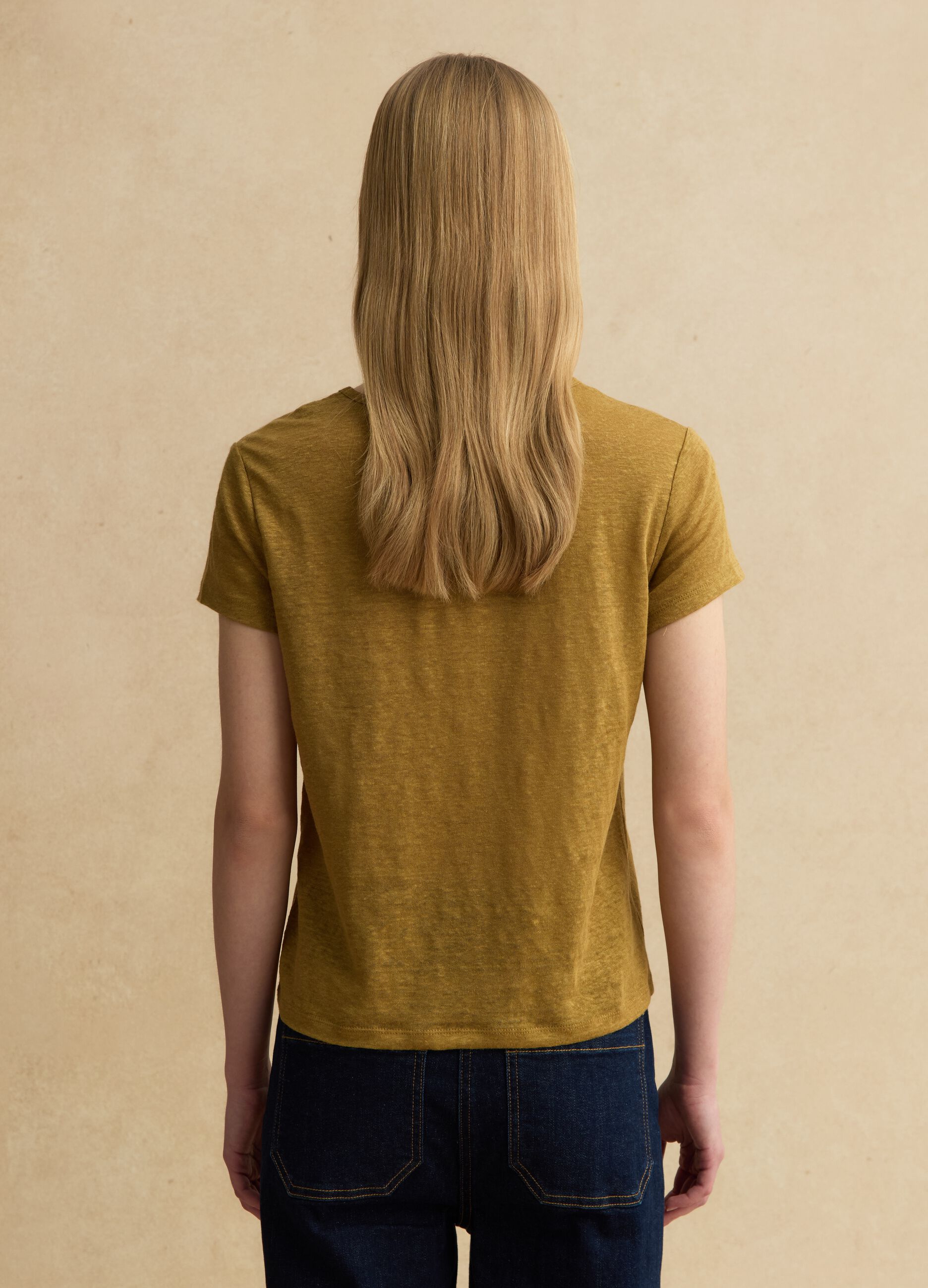 Green pure linen short-sleeve T-shirt, regular fit