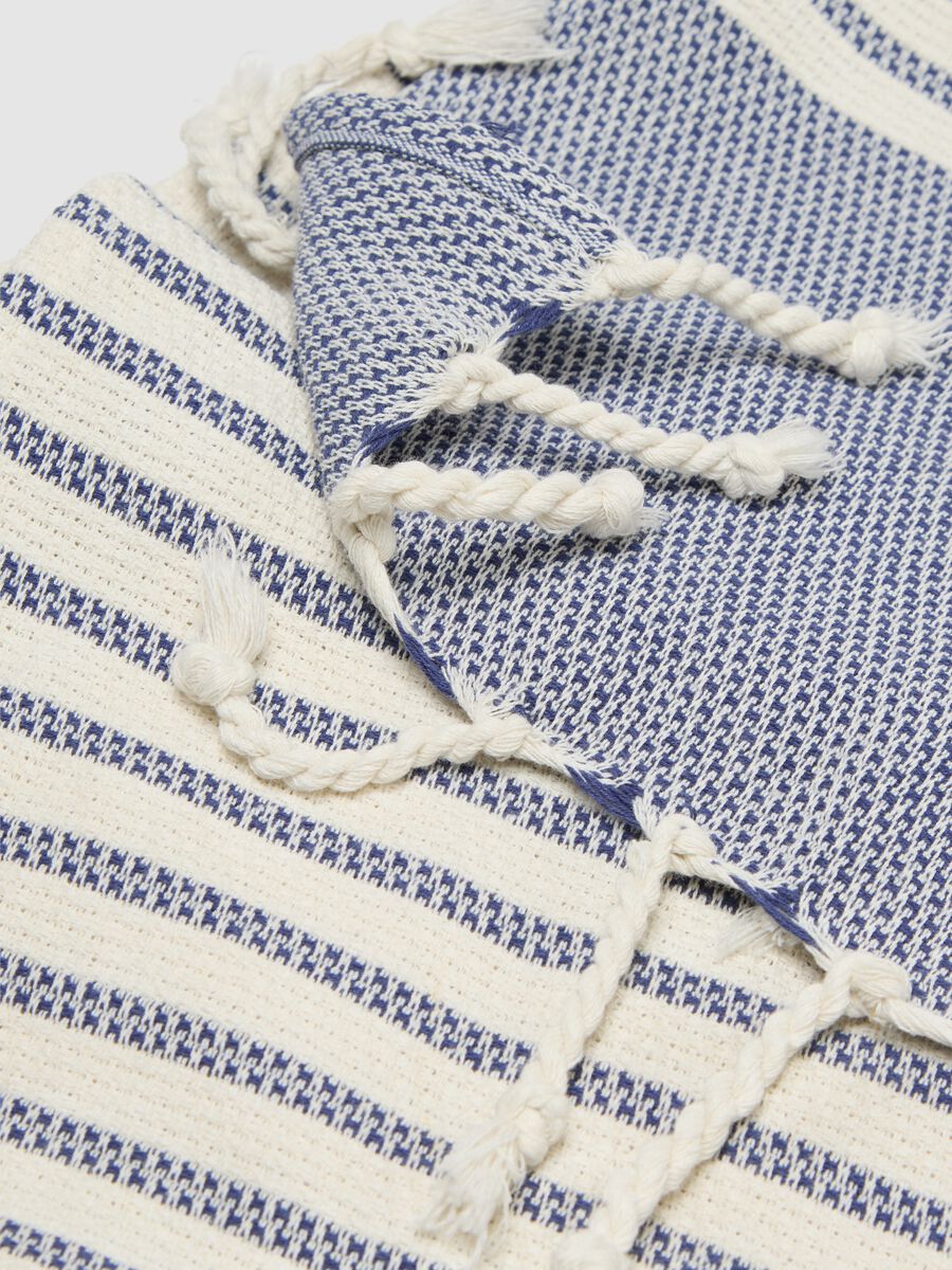 Multicolour pure cotton beach towel with fringes_2