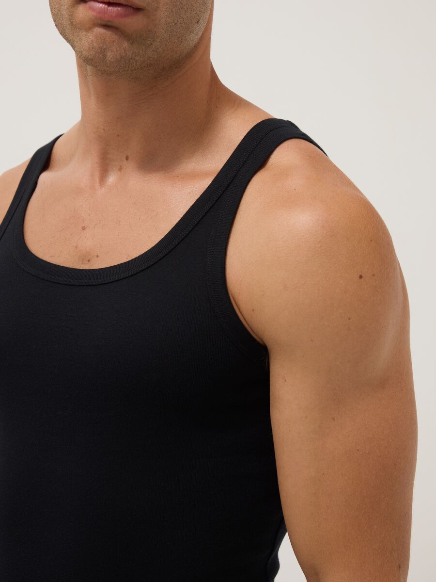 Black pure cotton tank top, regular fit_3