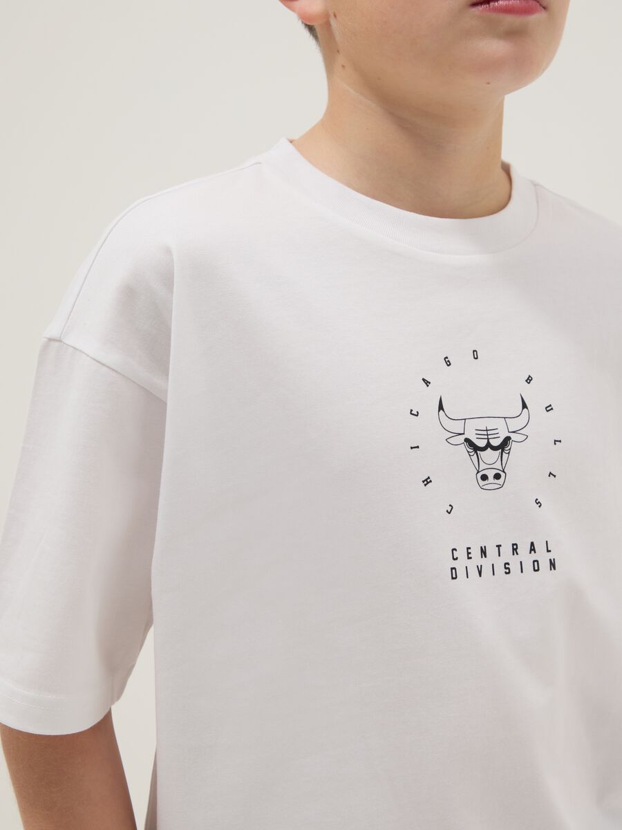 Kids' white pure cotton oversized fit t-shirt with Chicago Bulls logo_2