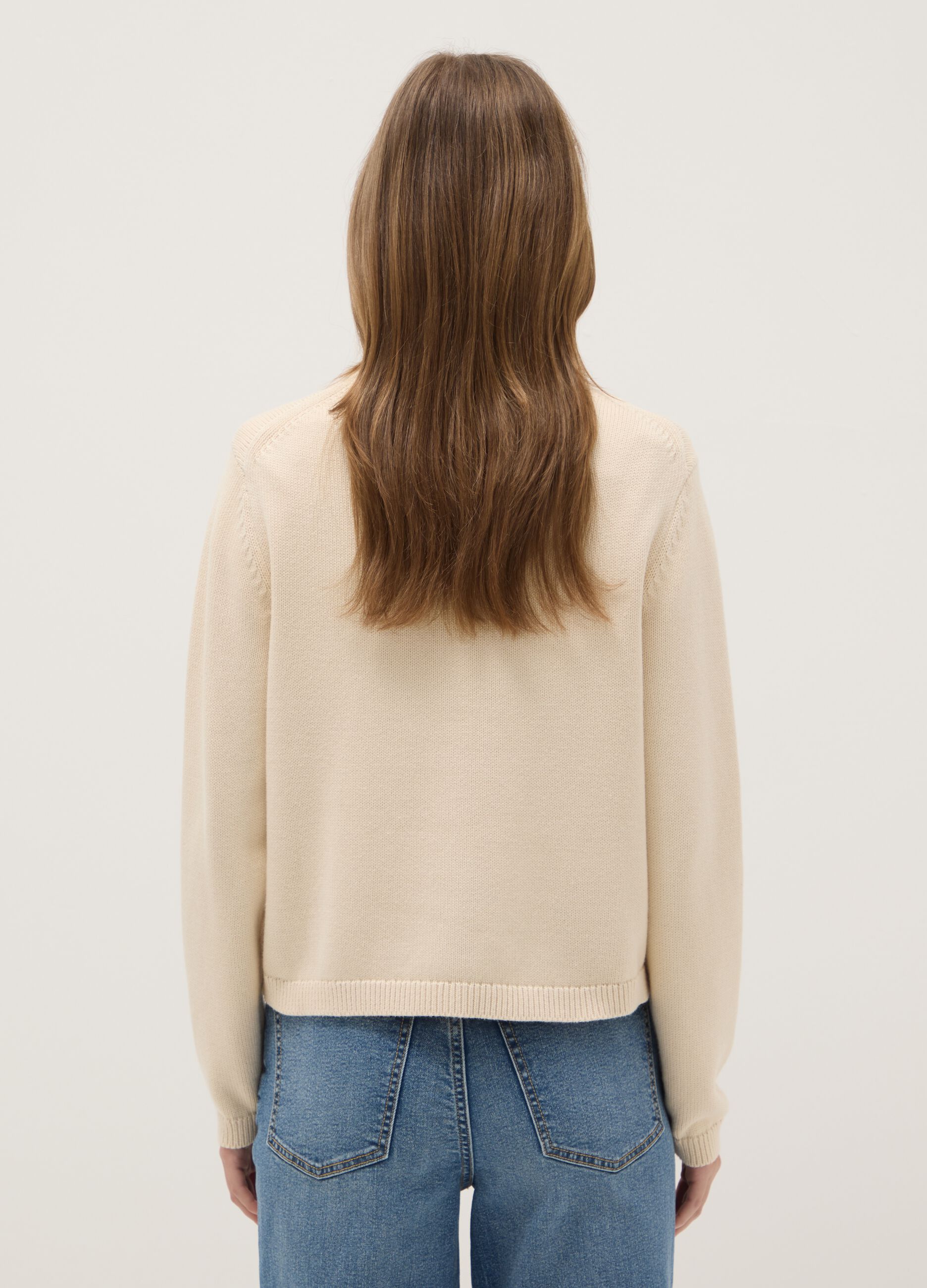 Cardigan beige con scollo a V in puro cotone regular fit