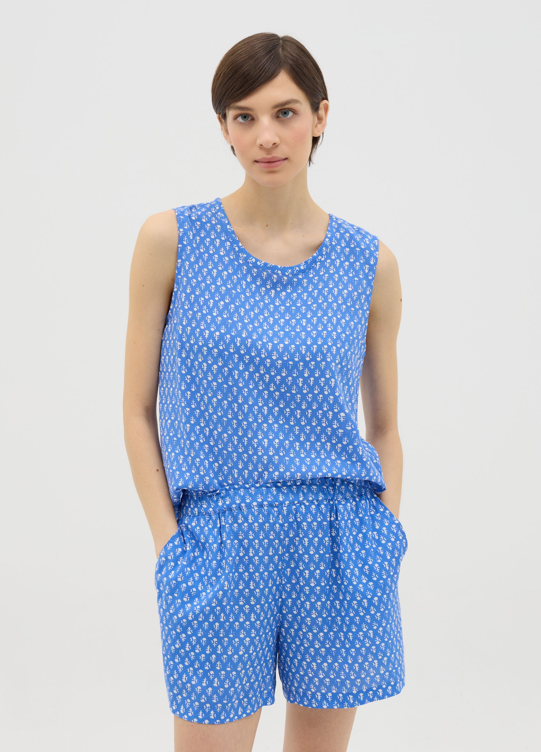Sleeveless Blue Viscose Blouse