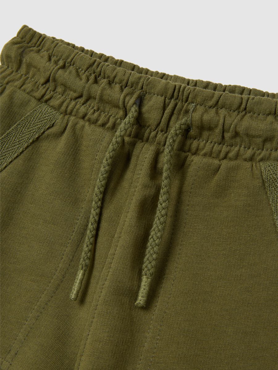 Infant's green pure cotton shorts regular fit_2