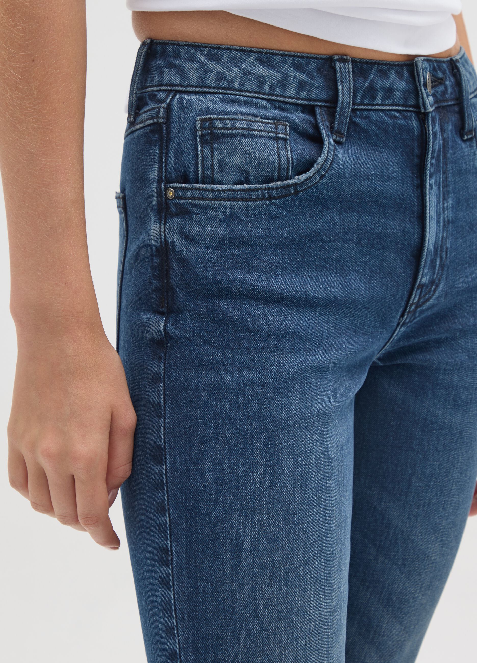Jeans in cotone elasticizzato blu flare