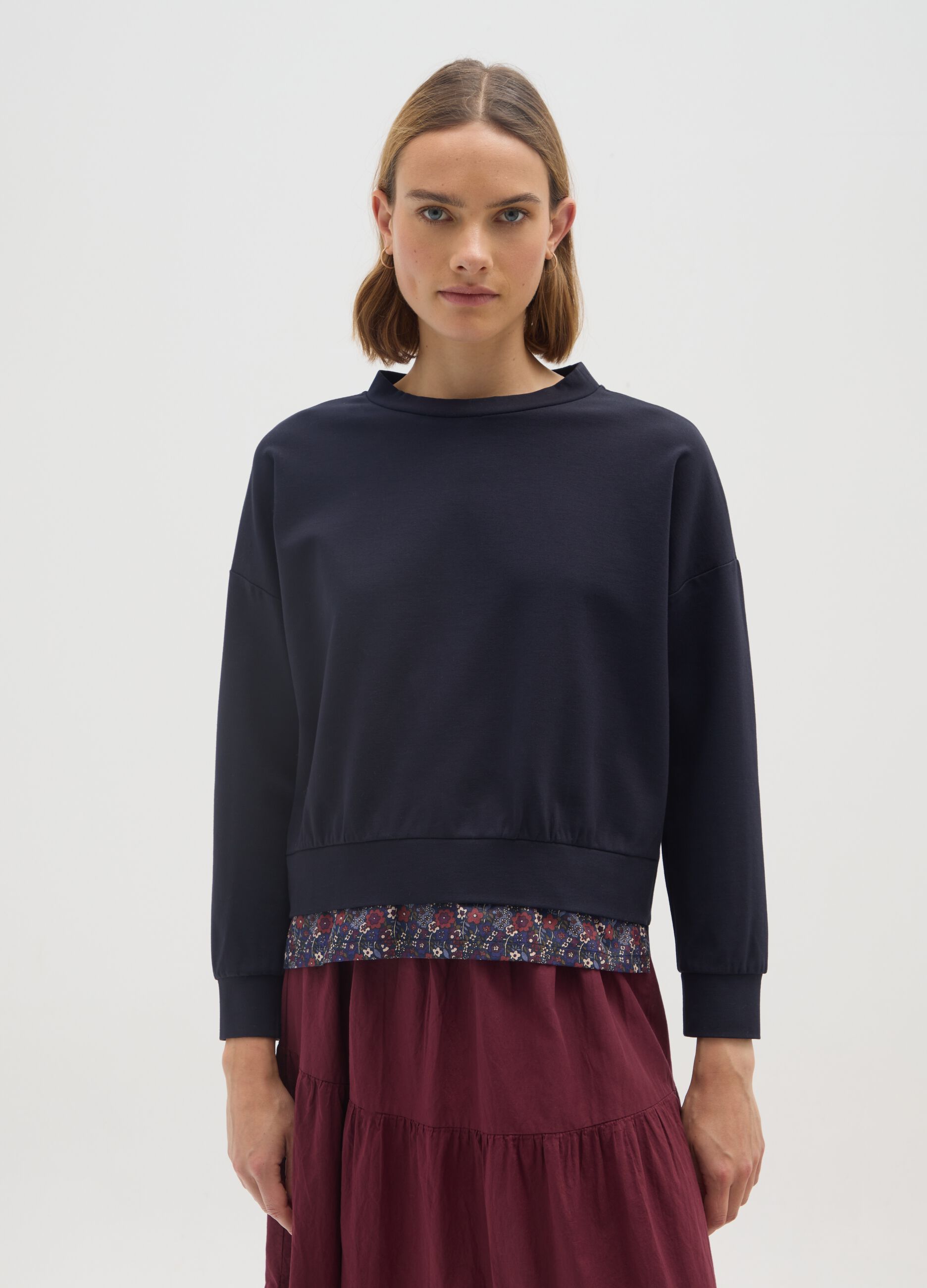 Regular fit blue shirt with floral patterns
