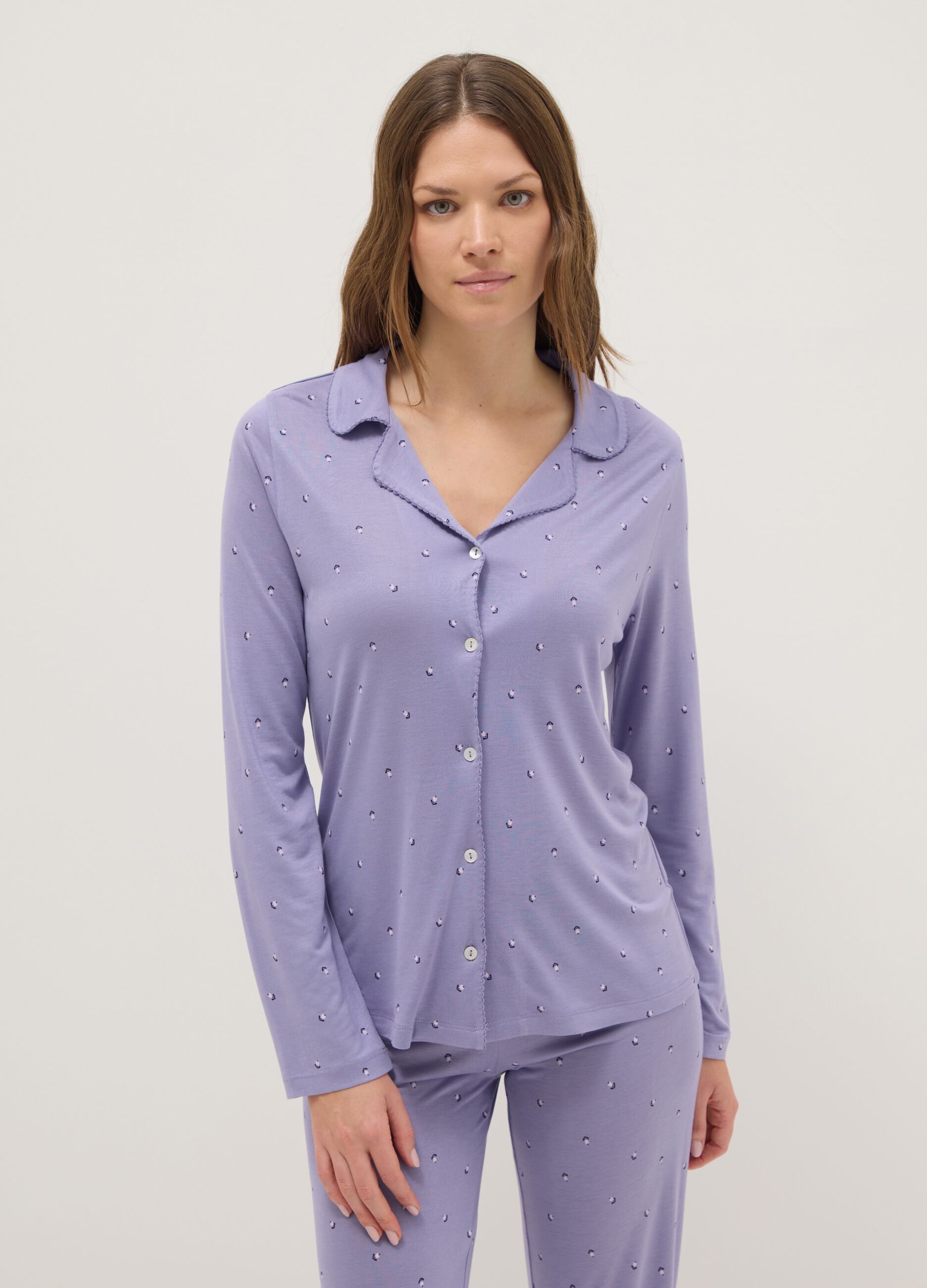 Purple pure viscose pyjamas with V-neck and prints, regular fit
