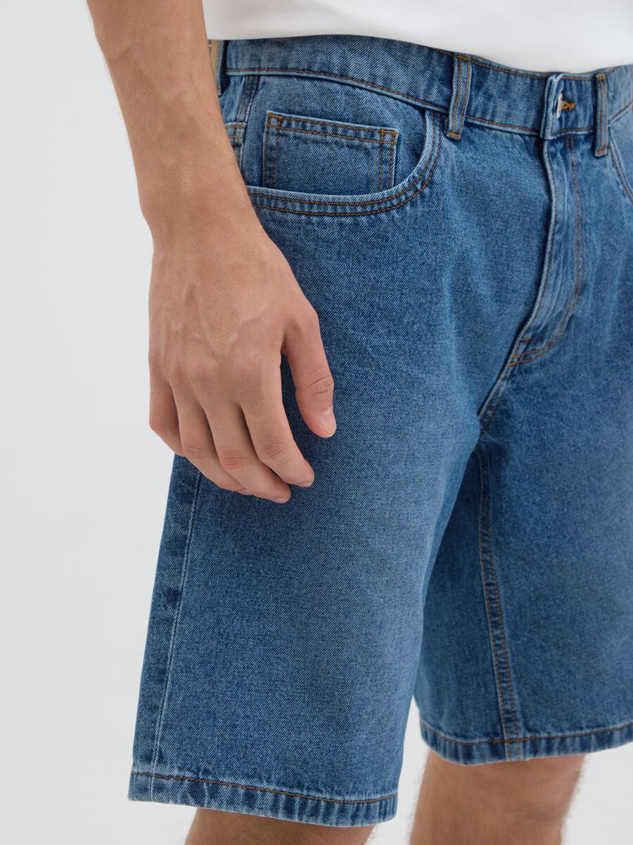 Men's pure cotton denim regular fit shorts with five pockets_2