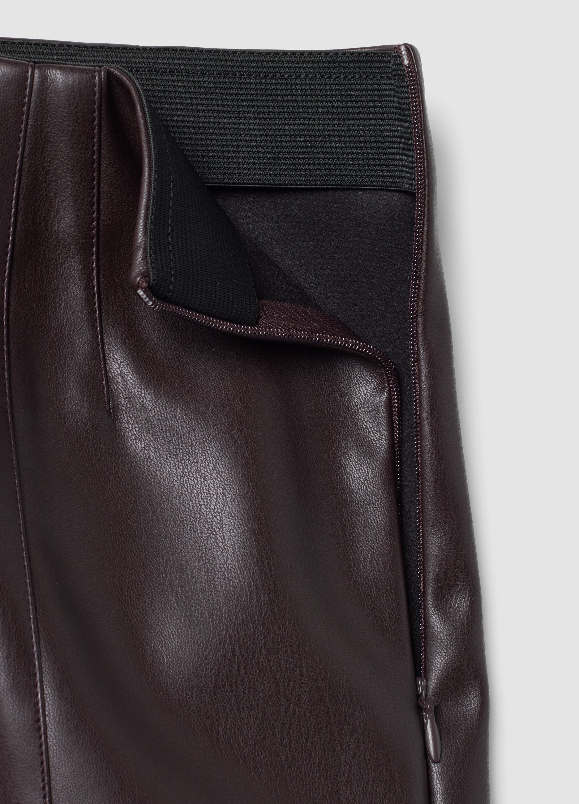 Leggings marroni flare con vita regular ed elastico