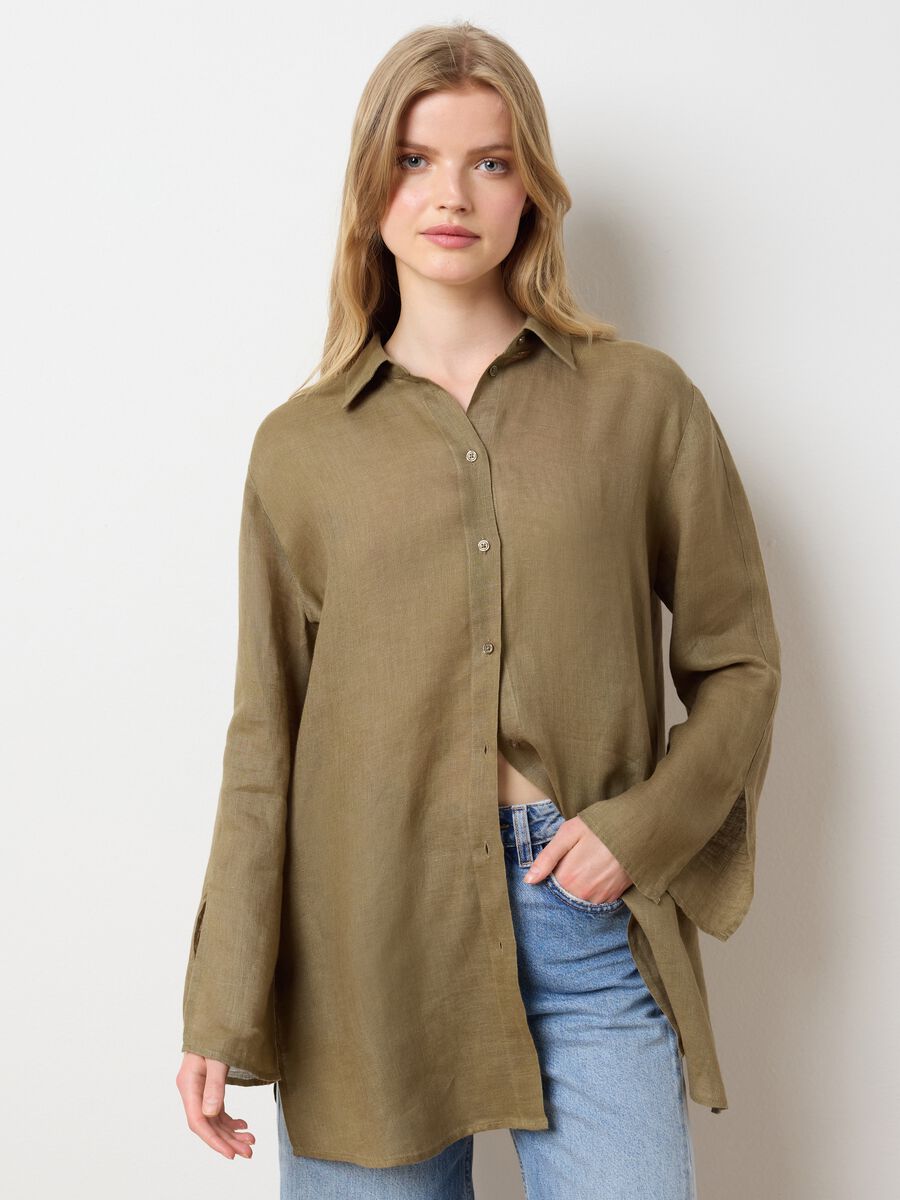 Women's long loose-fitting green linen shirt_1