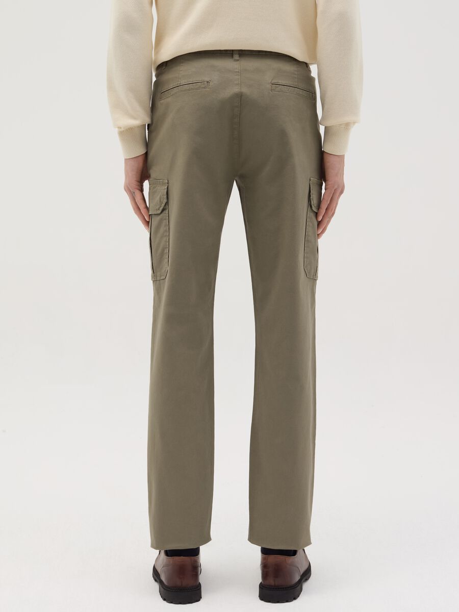Slim-fit cargo pants in stretch cotton_3