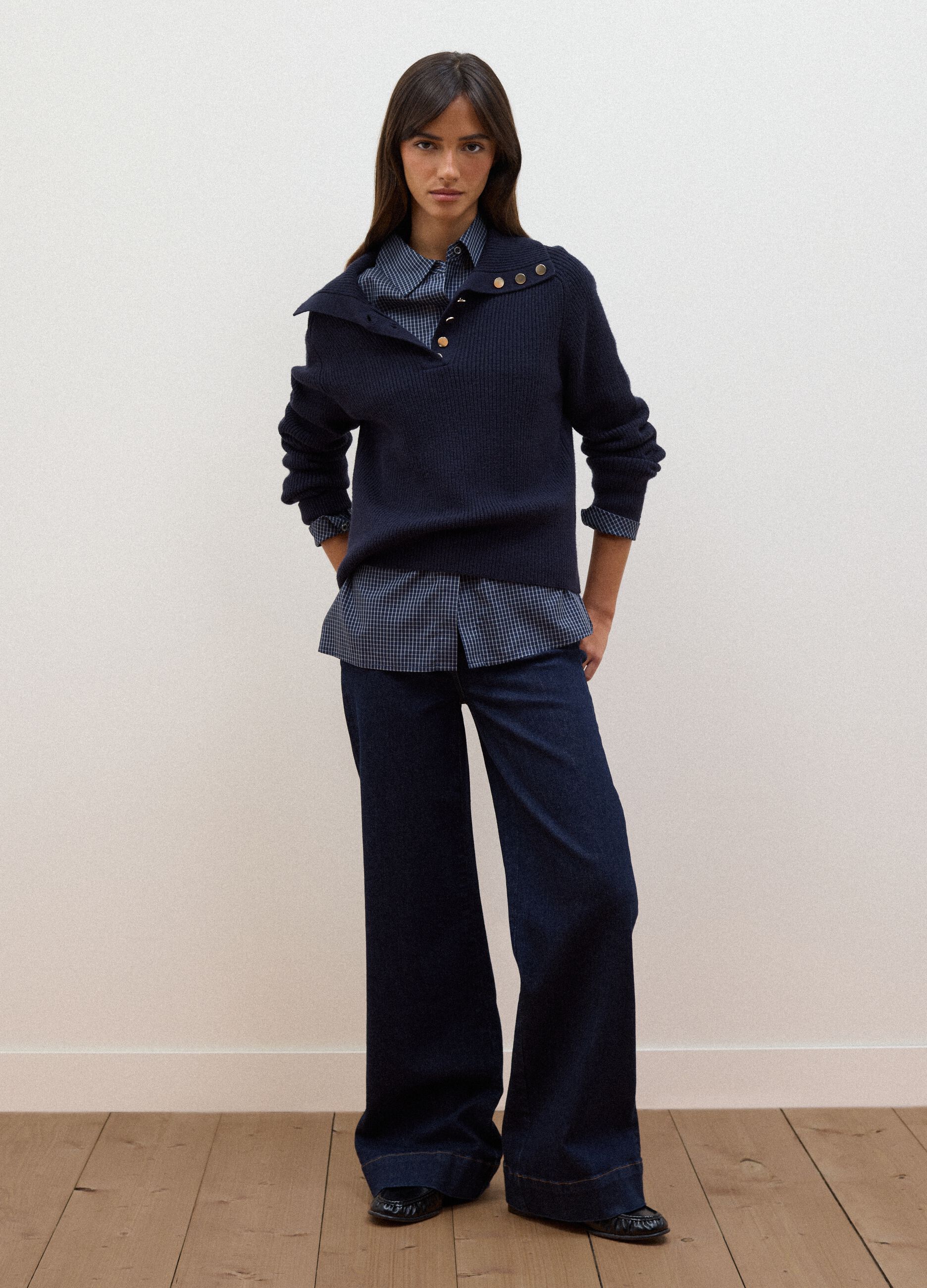 Blue ribbed viscose-blend top with collar