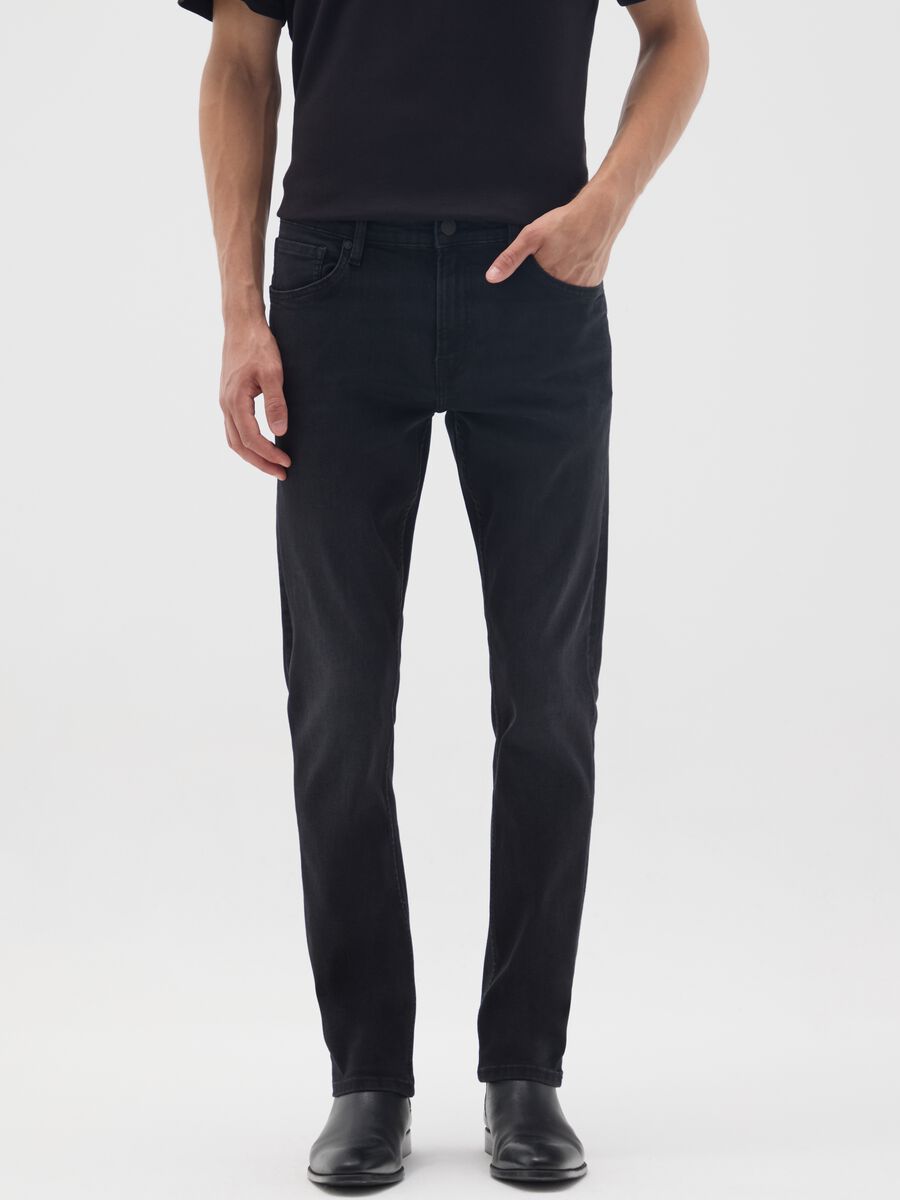 Black stretchy cotton skinny fit jeans_1