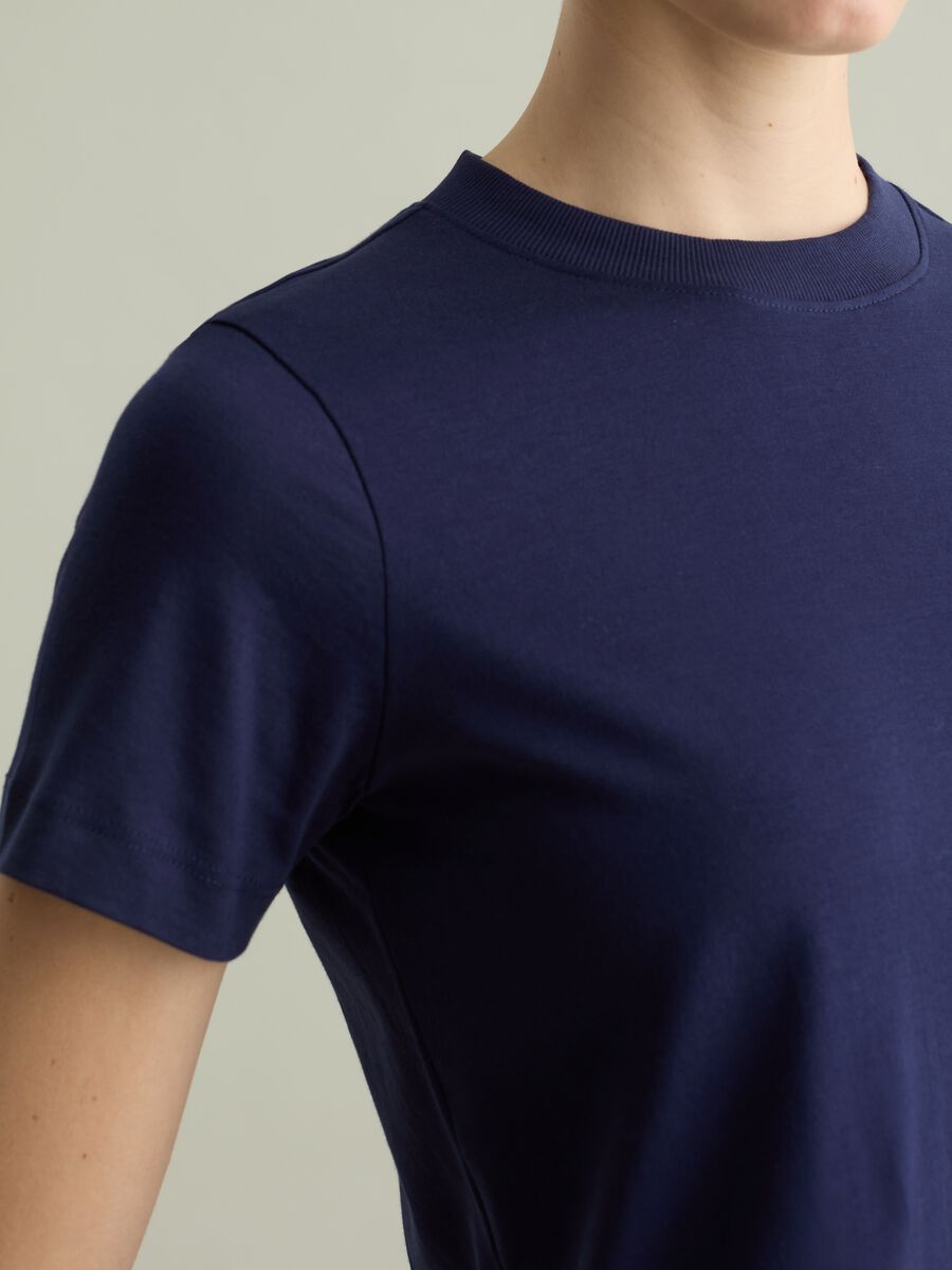 Cotton T-shirt with round neck_2