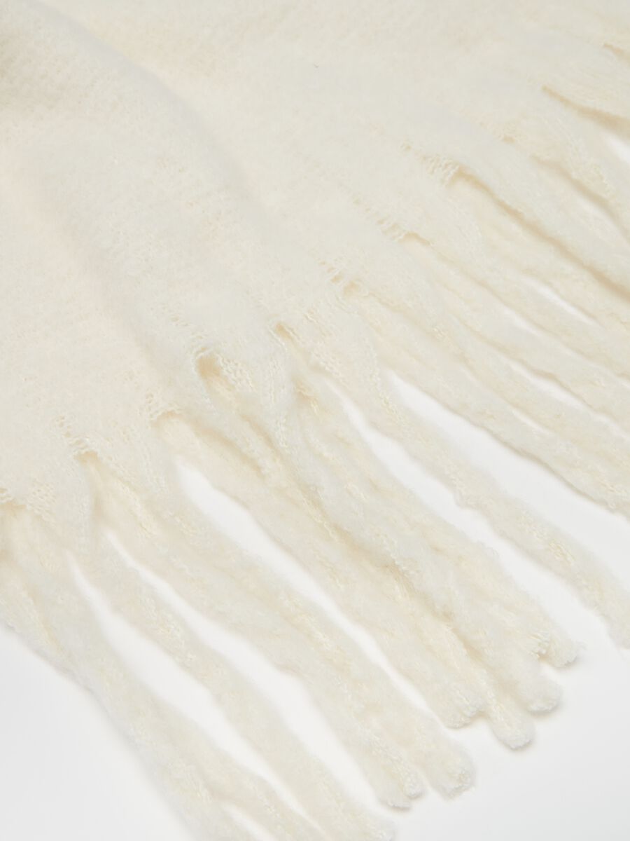 Fringed scarf_1