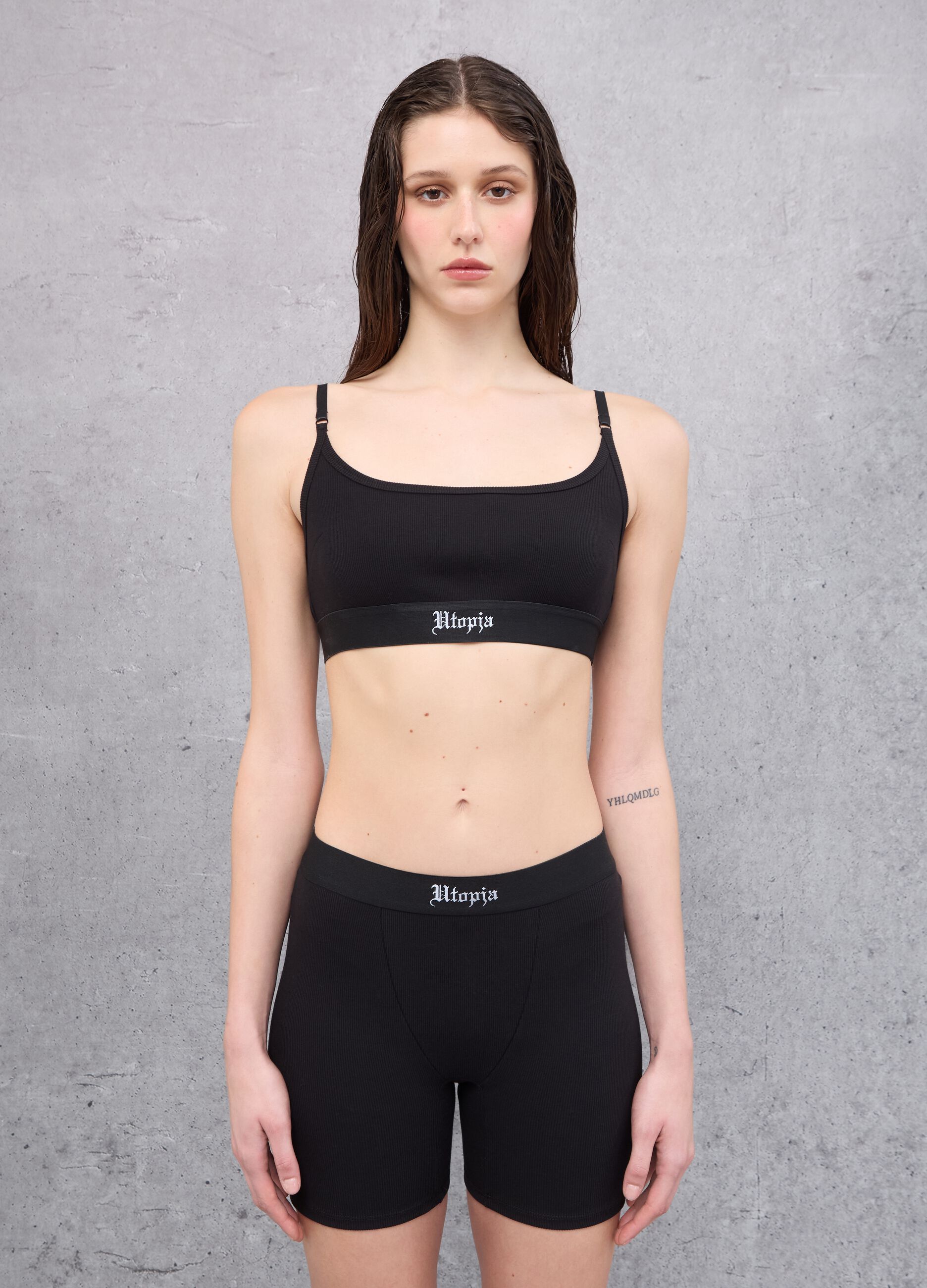 Scoop Bralette Black