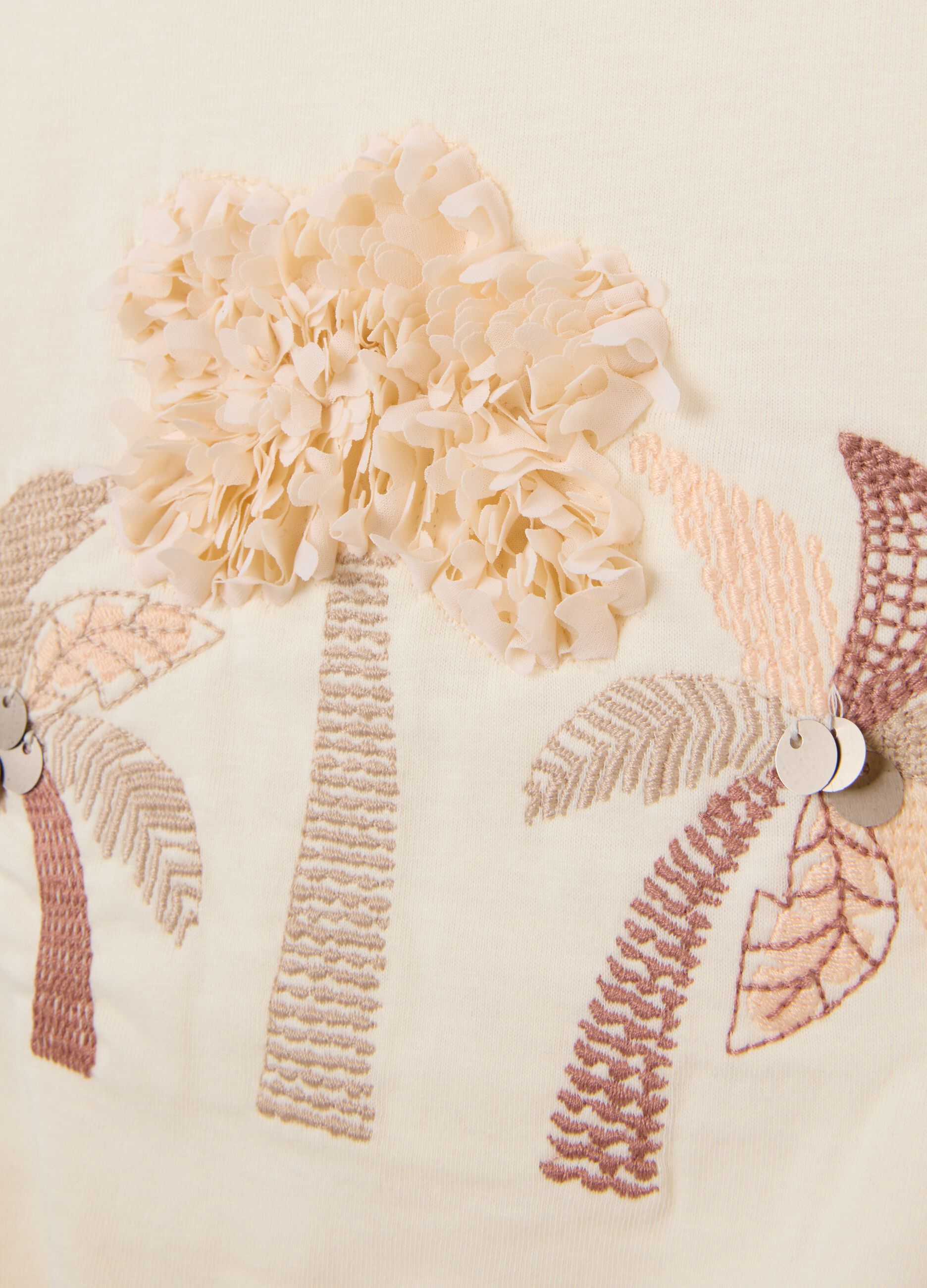 Girls' beige pure cotton t-shirt regular fit with knot and embroidery