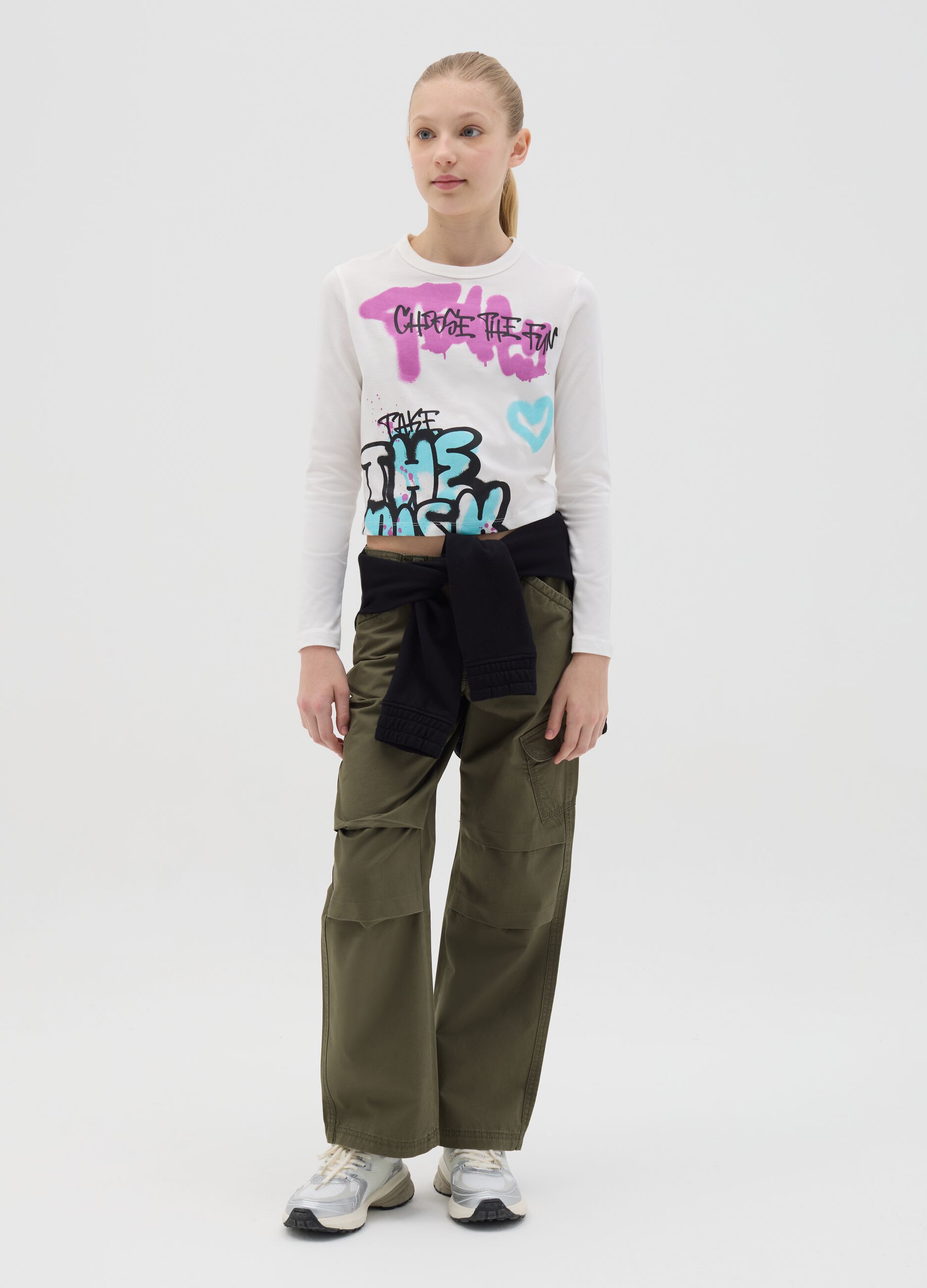 Wide-leg cargo trousers in cotton
