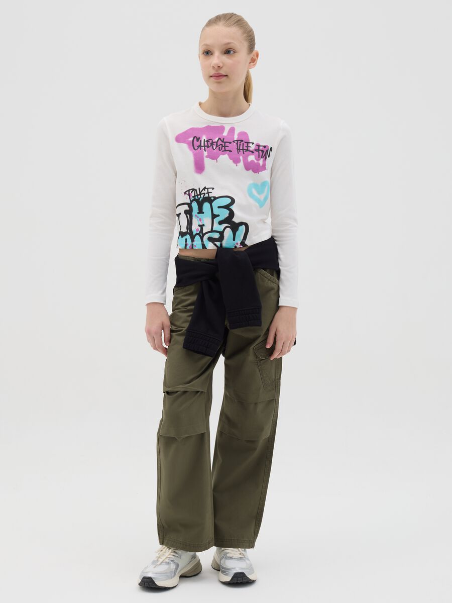 Wide-leg cargo trousers in cotton_1