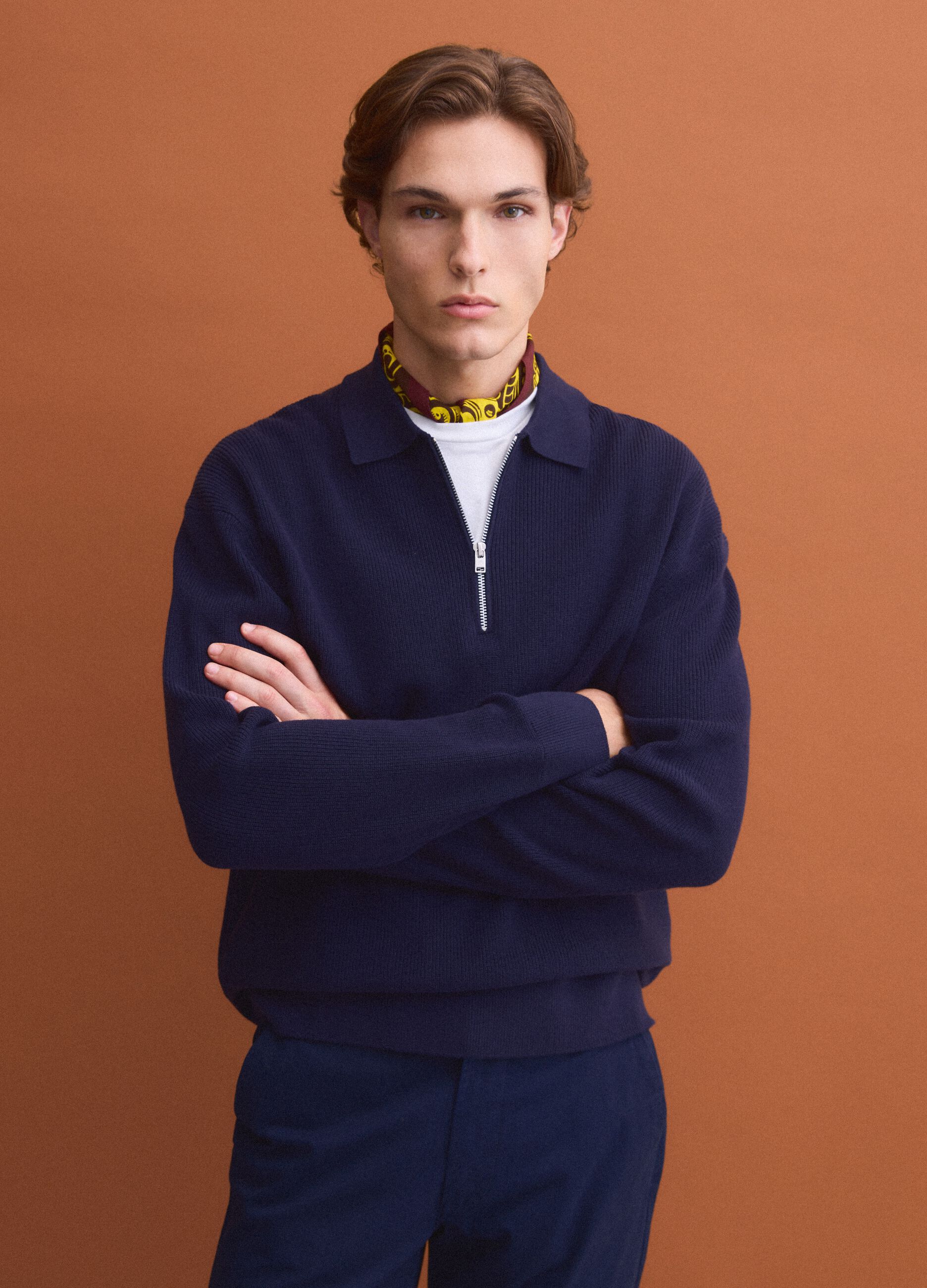 Polo blu in puro cotone con zip e collo classico