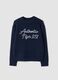 Maglione blu navy girocollo con ricamo lettering_0