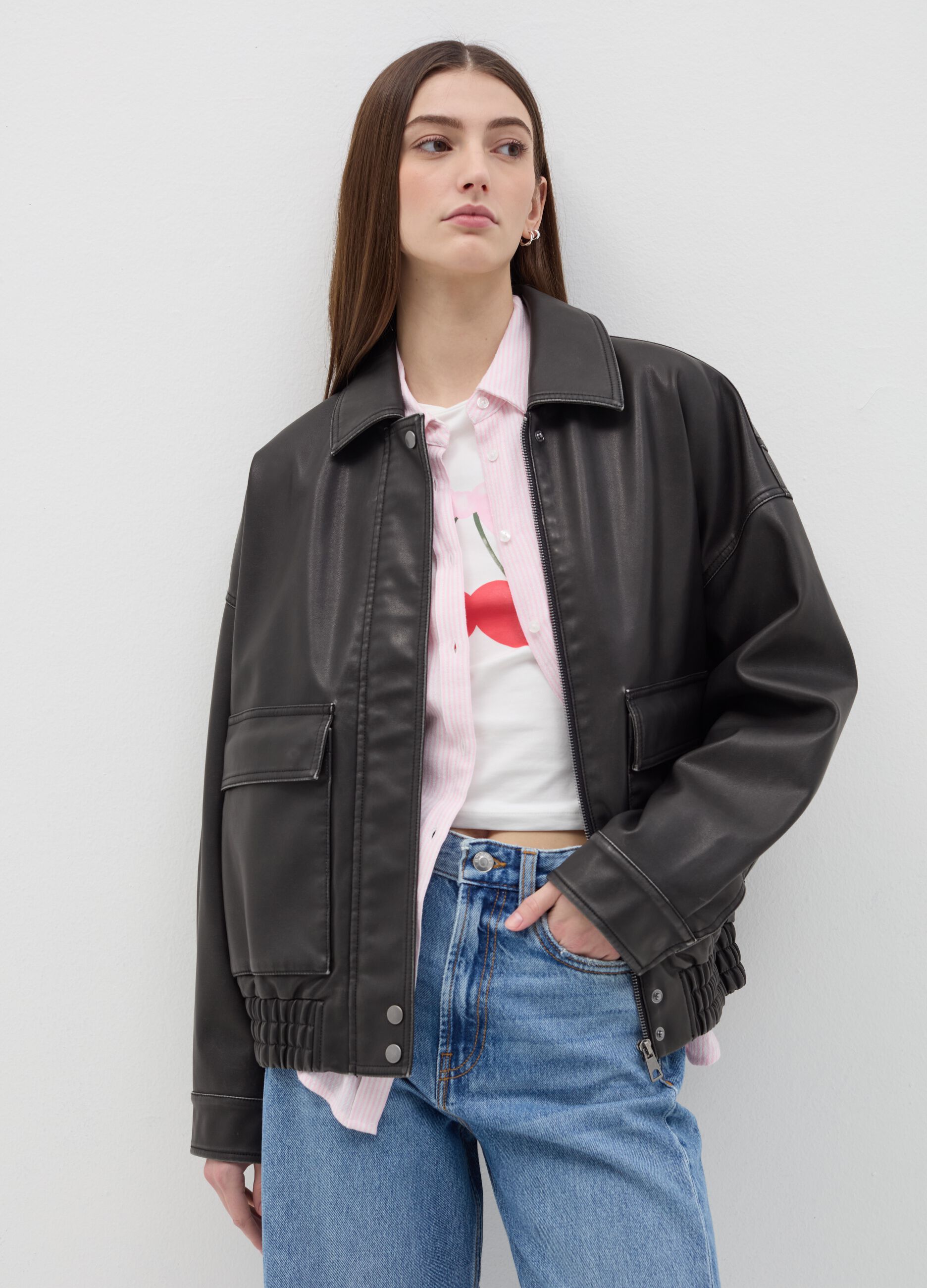 Short bomber jacket with shiny effect