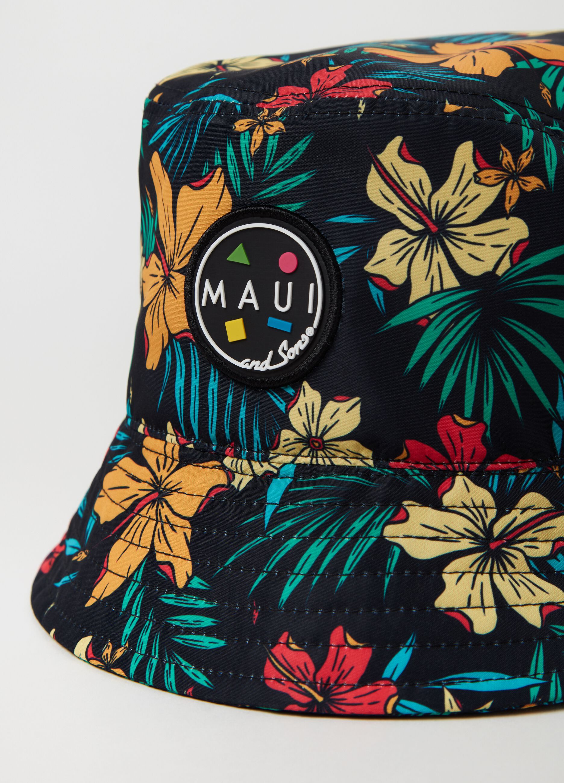Maui and Sons fishing hat