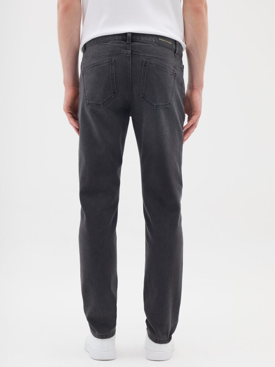 Black slim fit denim jeans_2