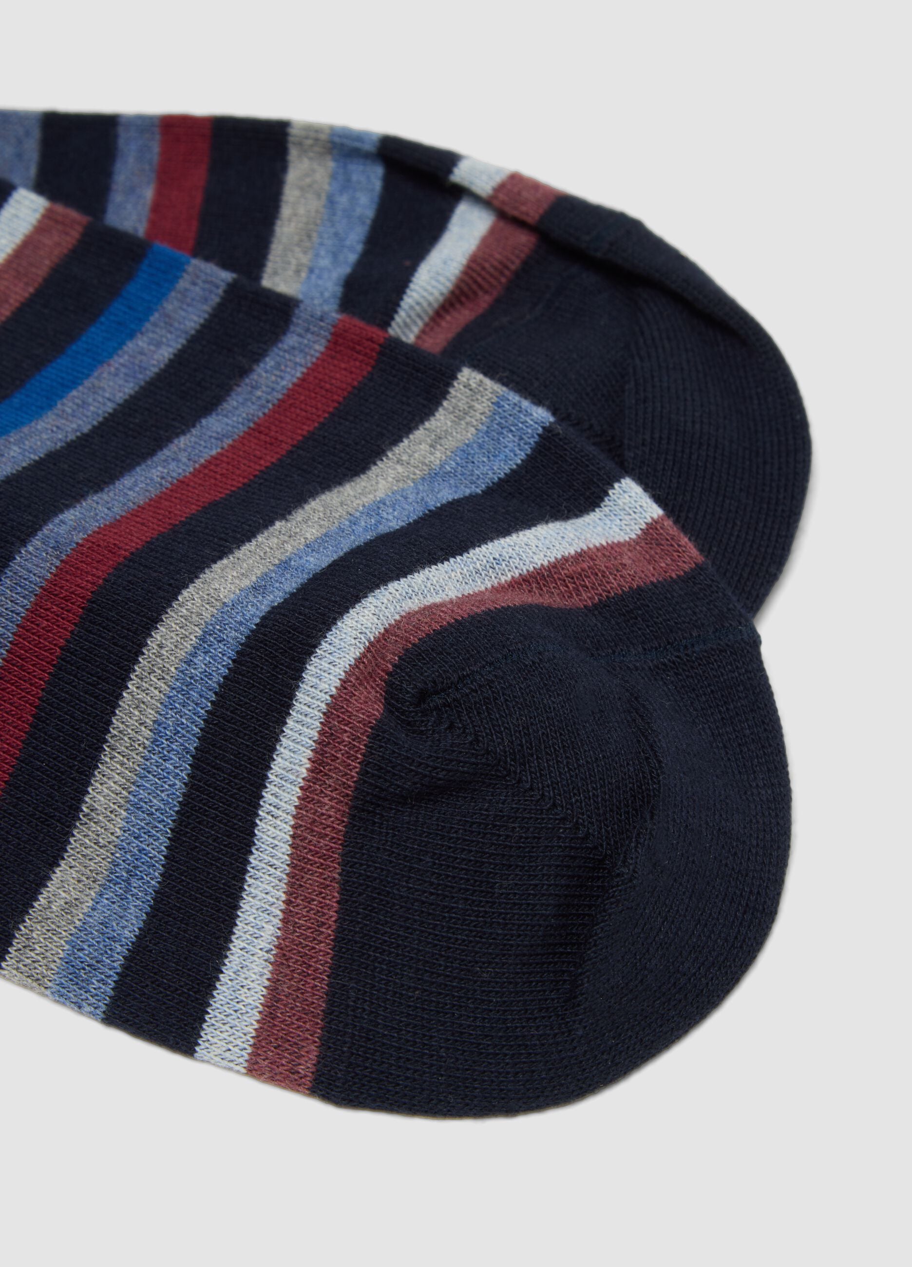 Blue striped ankle socks in stretch cotton