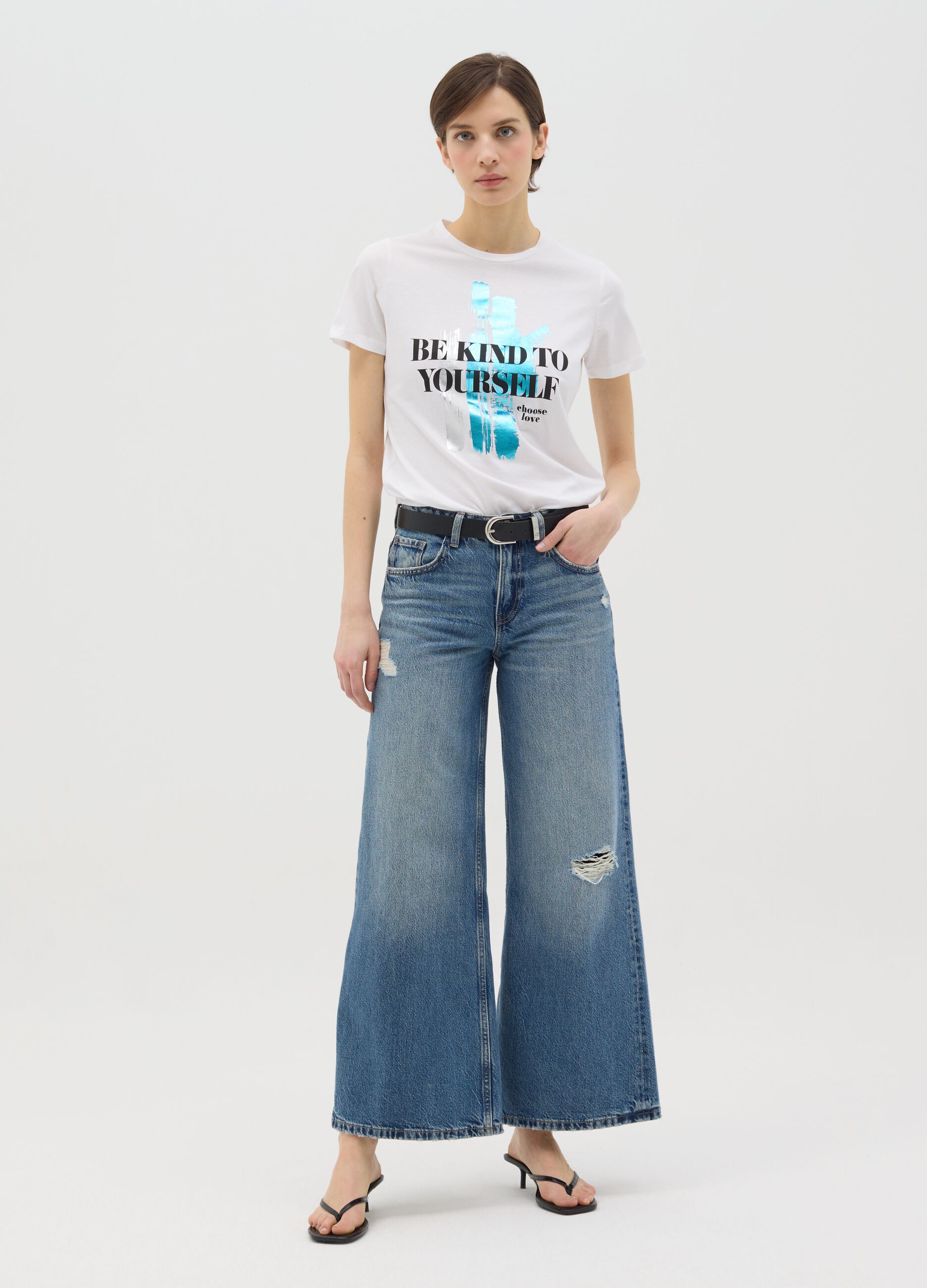 Black cotton T-shirt with foil print