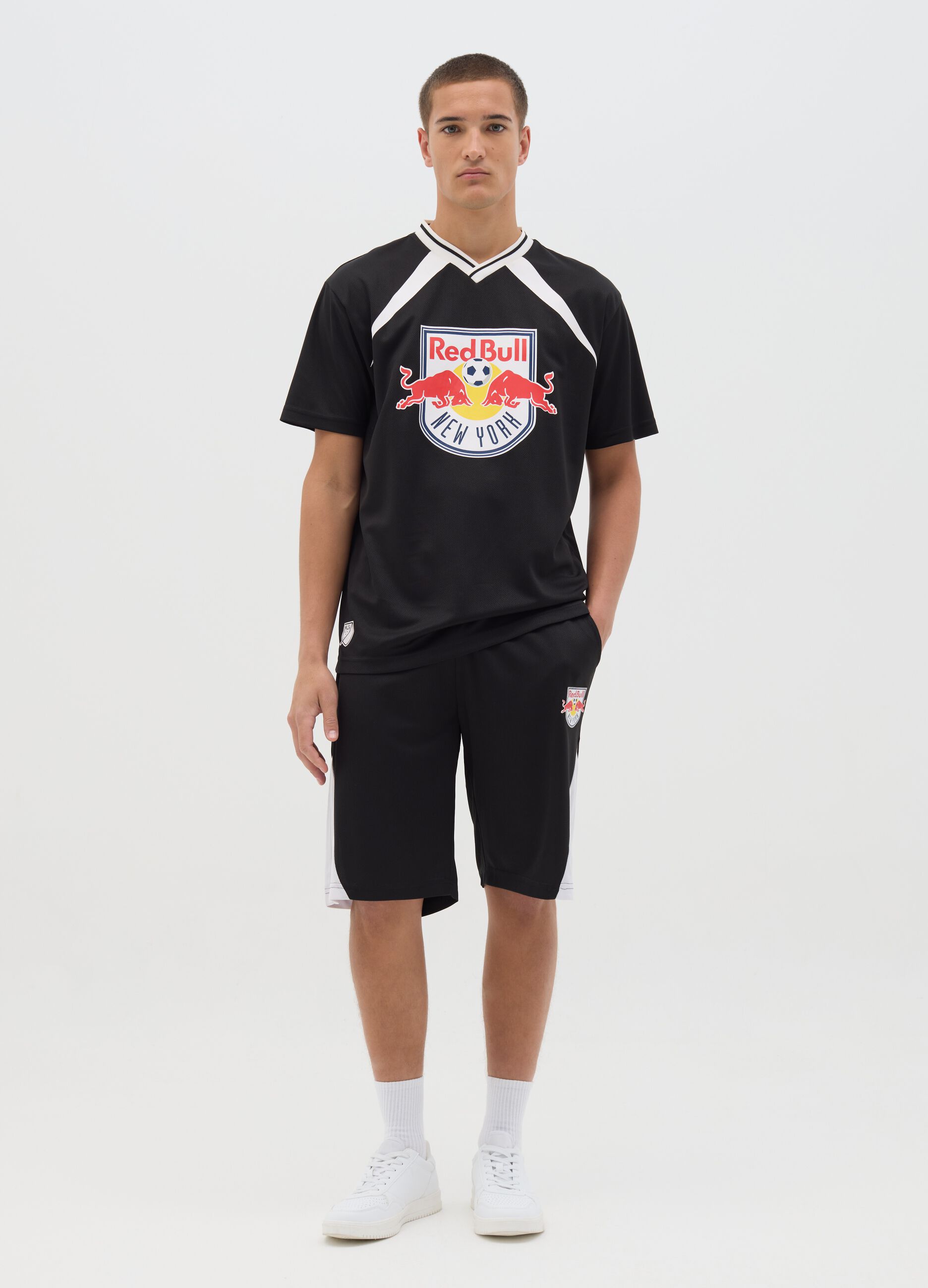 Red Bull New York black T-shirt with short sleeves