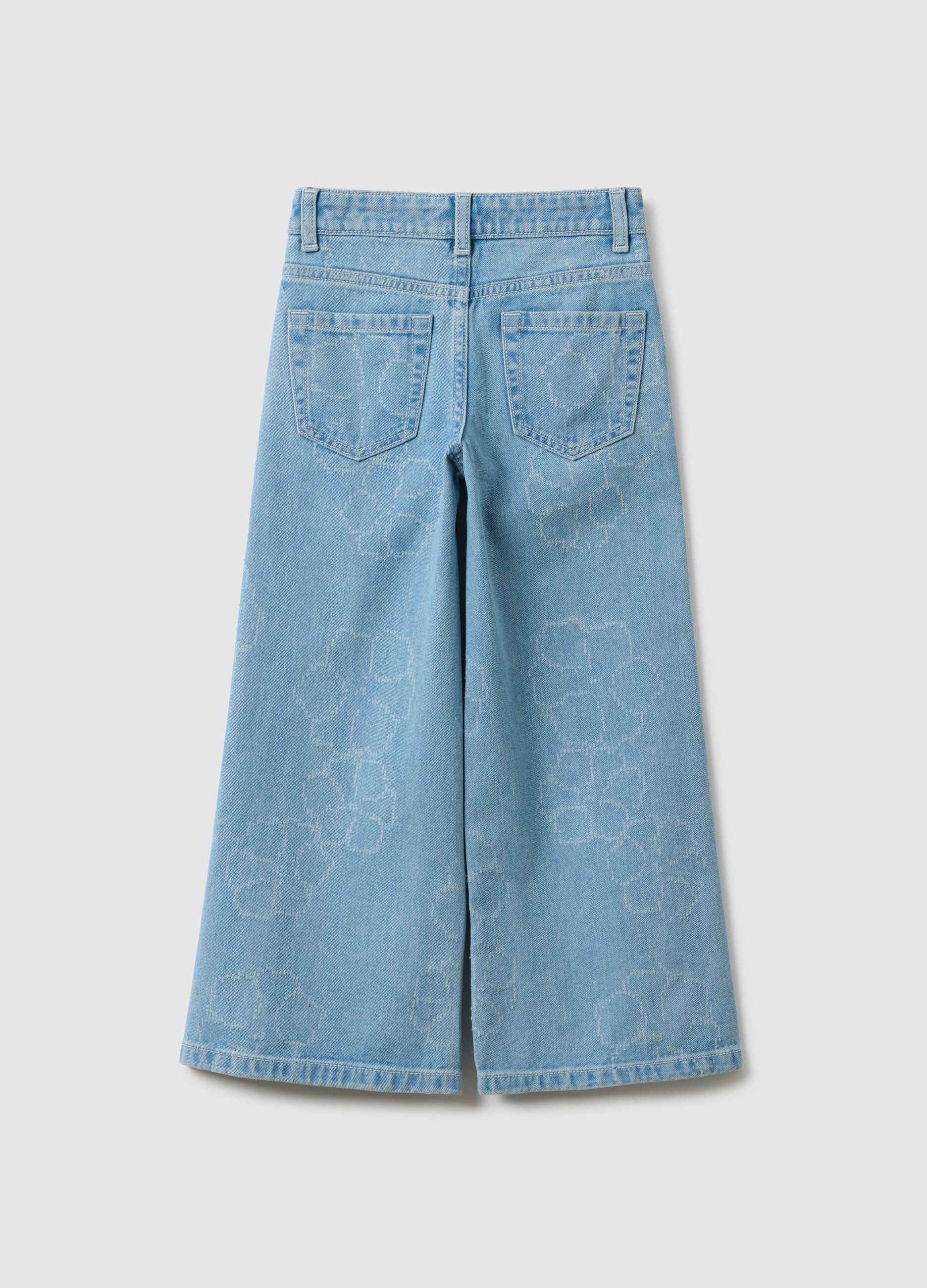 Jeans in puro cotone azzurro da bambina wide leg con stampa floreale