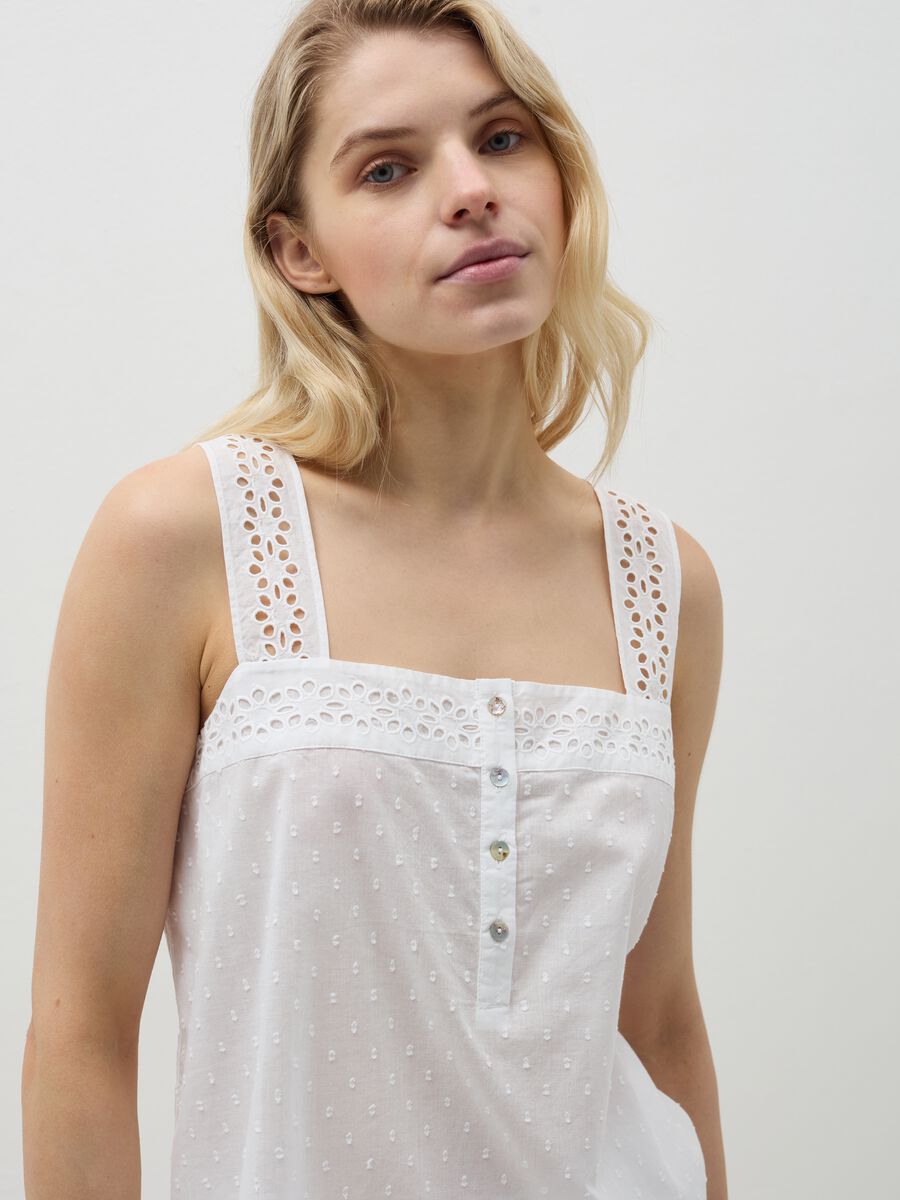 Pyjama top in cotton dobby with broderie anglaise_0