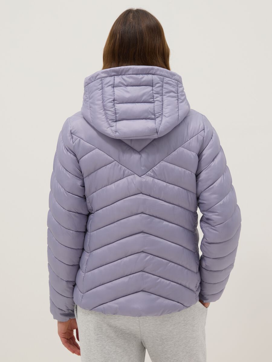 Giacca imbottita viola regular fit con cappuccio_2