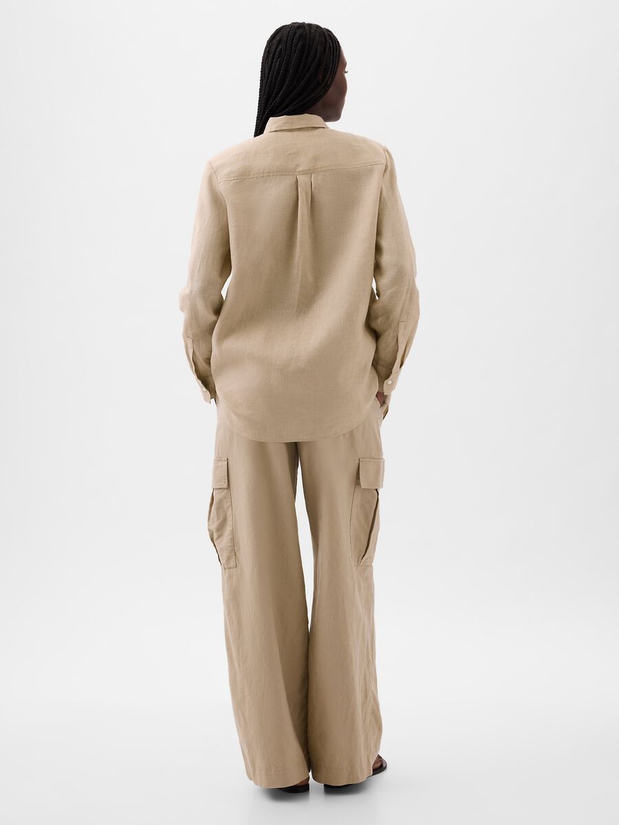 Boyfriend-fit shirt in linen with pocket_2