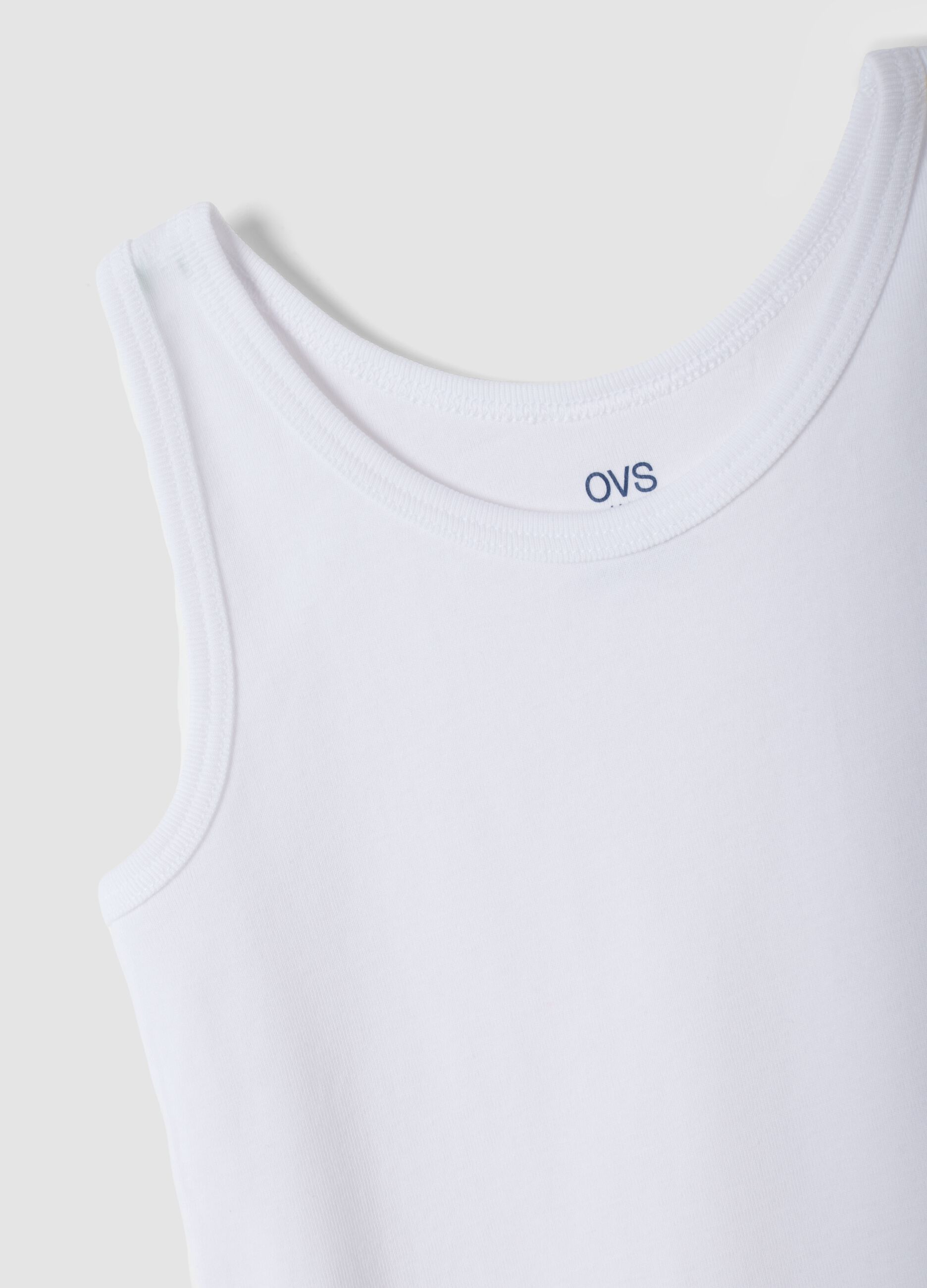 2-pack white and blue organic cotton crew-neck vests
