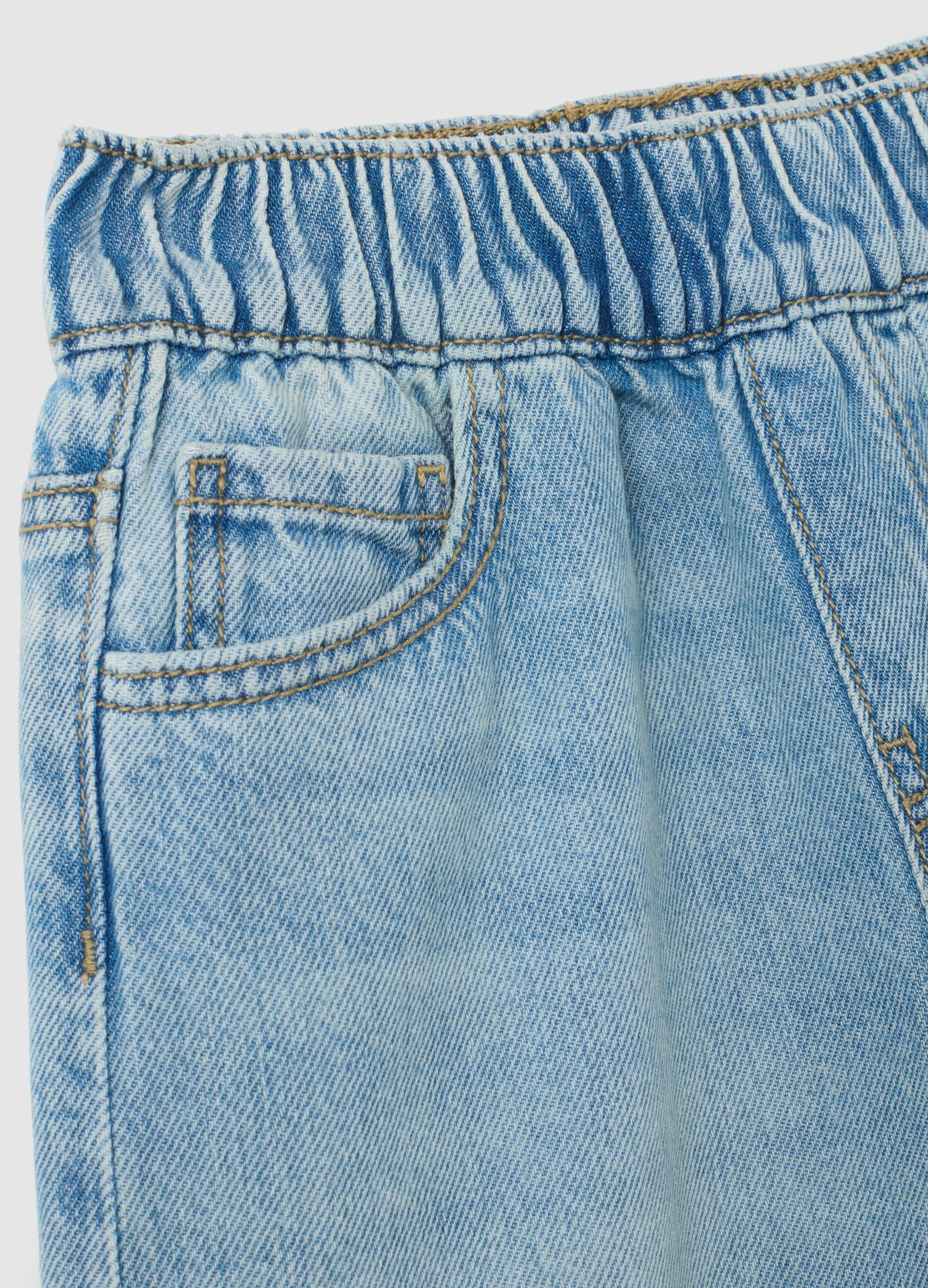 Jeans da bambina in puro cotone denim a gamba larga