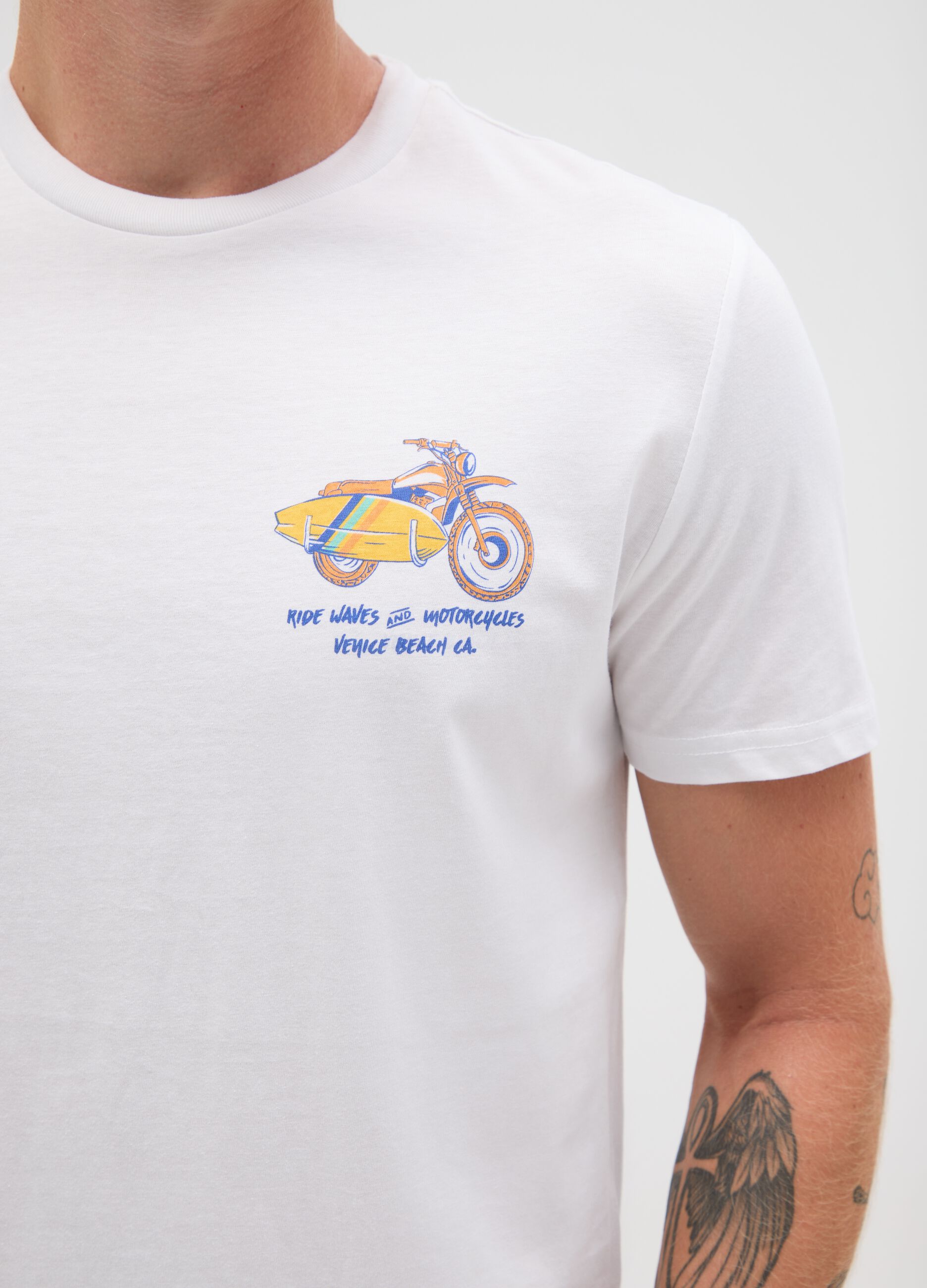 Men's White Pure Cotton T-Shirt Regular Fit