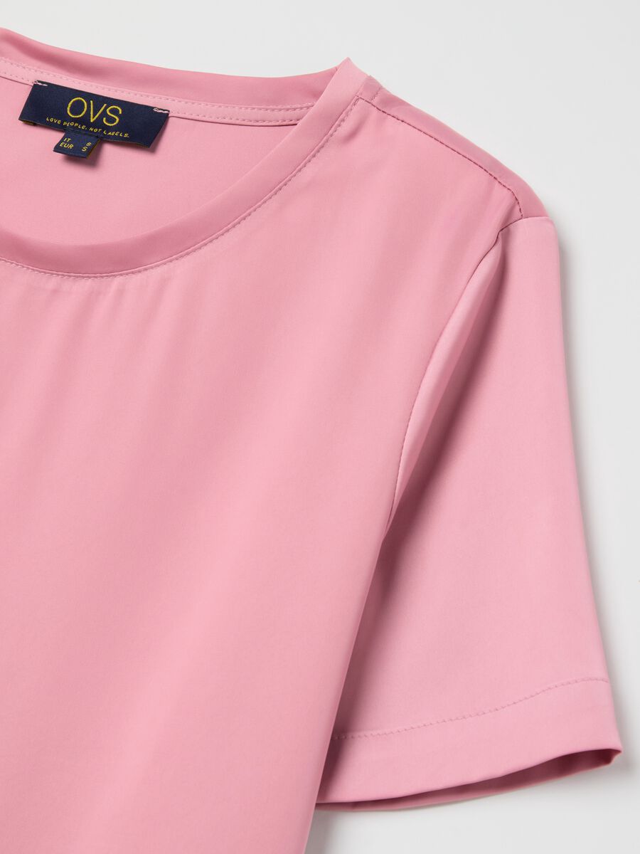 Short-sleeved blouse in satin_5