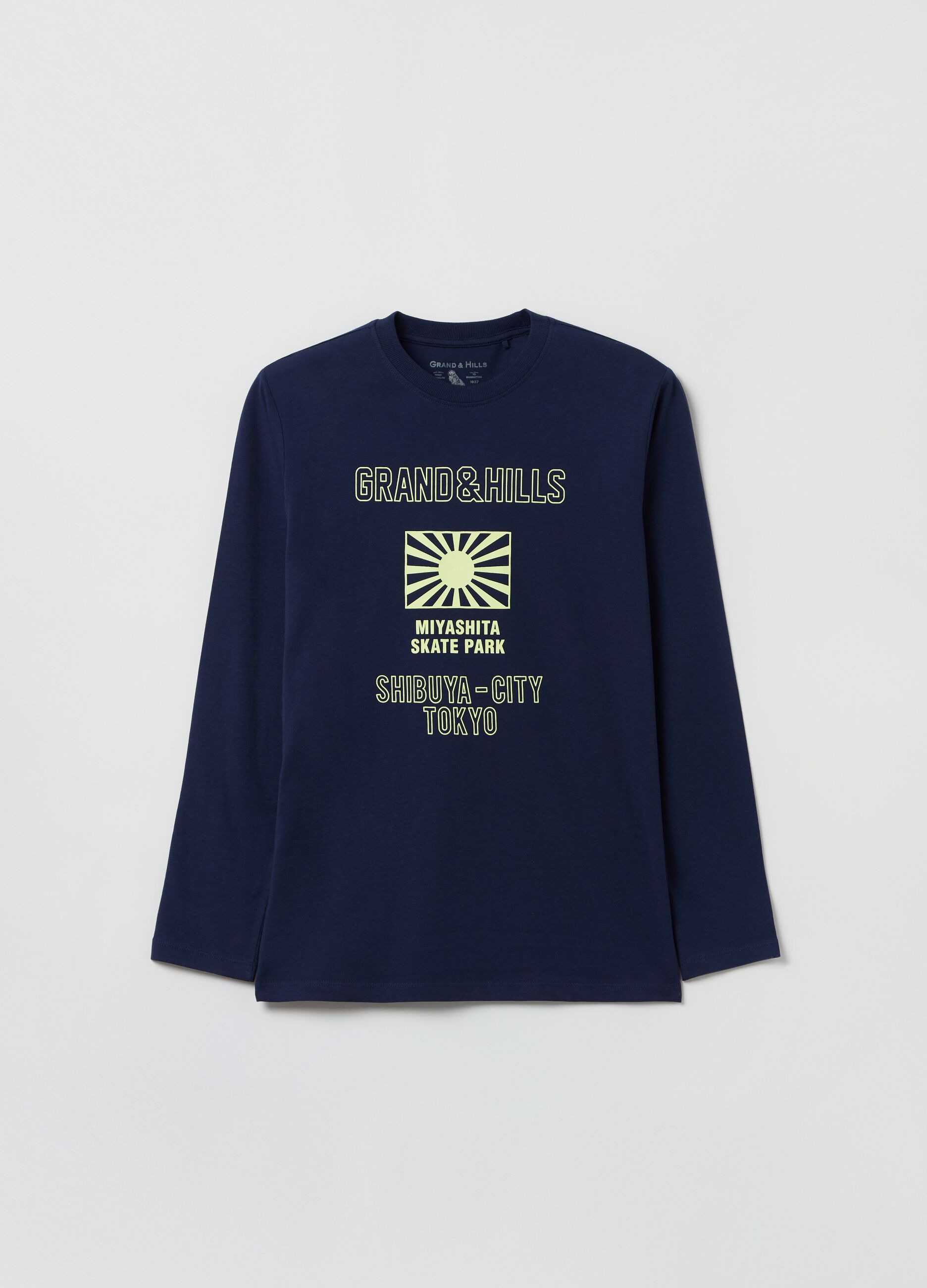 T-shirt with logo print and long sleeves