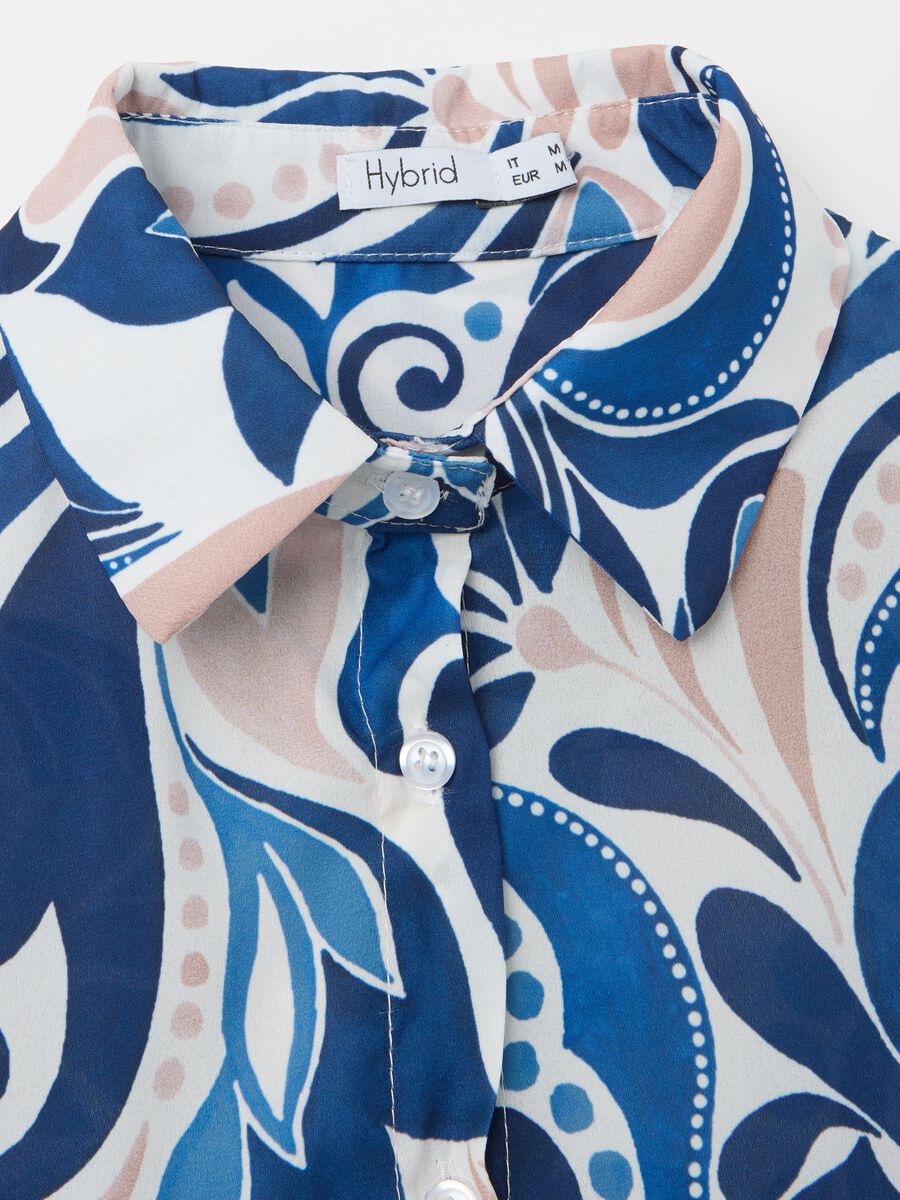 Blue and beige shirt with floral pattern_5